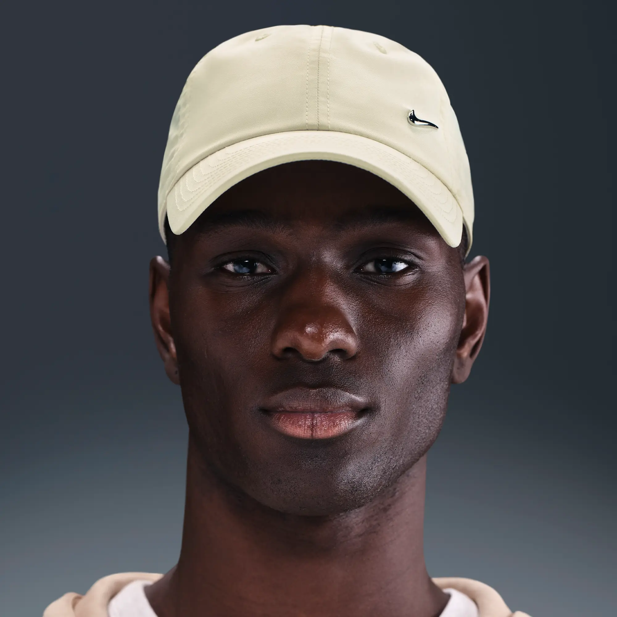 Nike Dri-FIT Club Unstructured Metal Swoosh Cap - Brown - Polyester