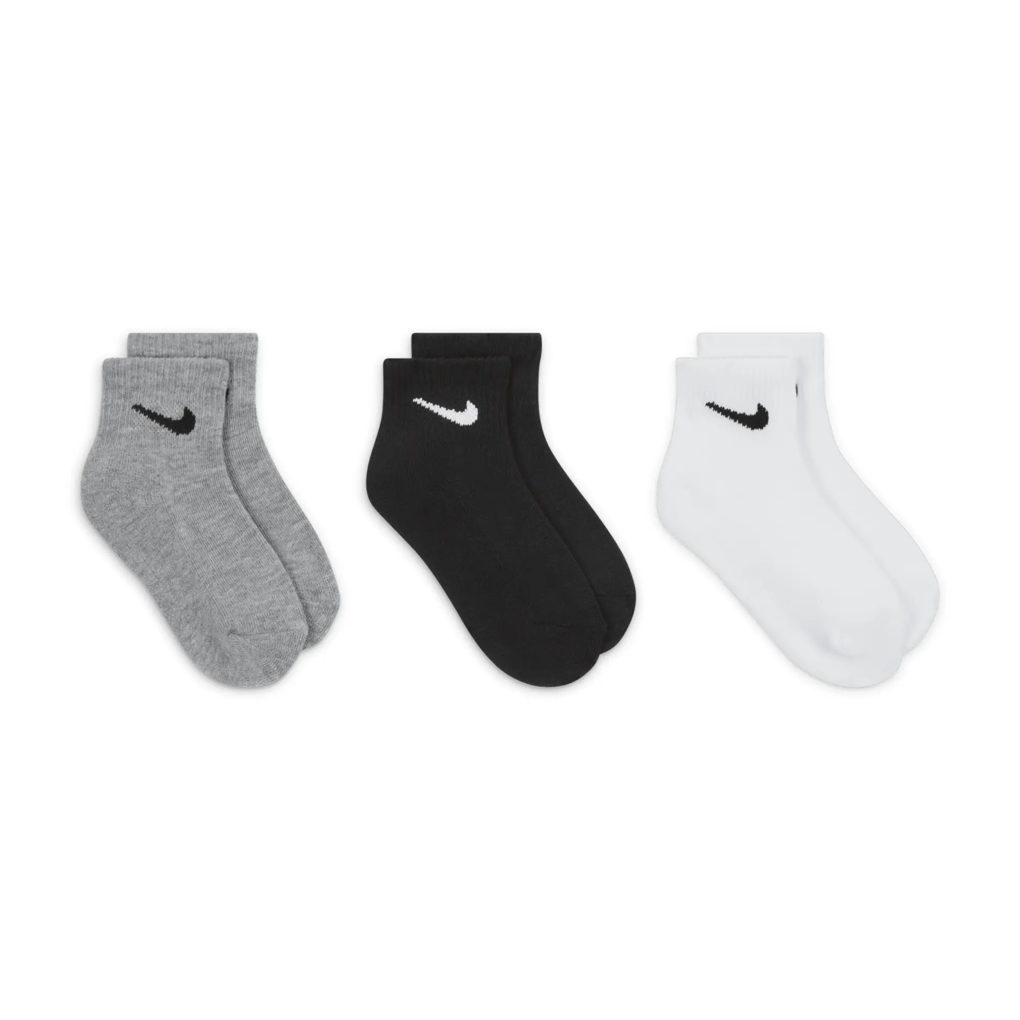 Nike Basics Younger Kids' Ankle Socks (3 Pairs) - White