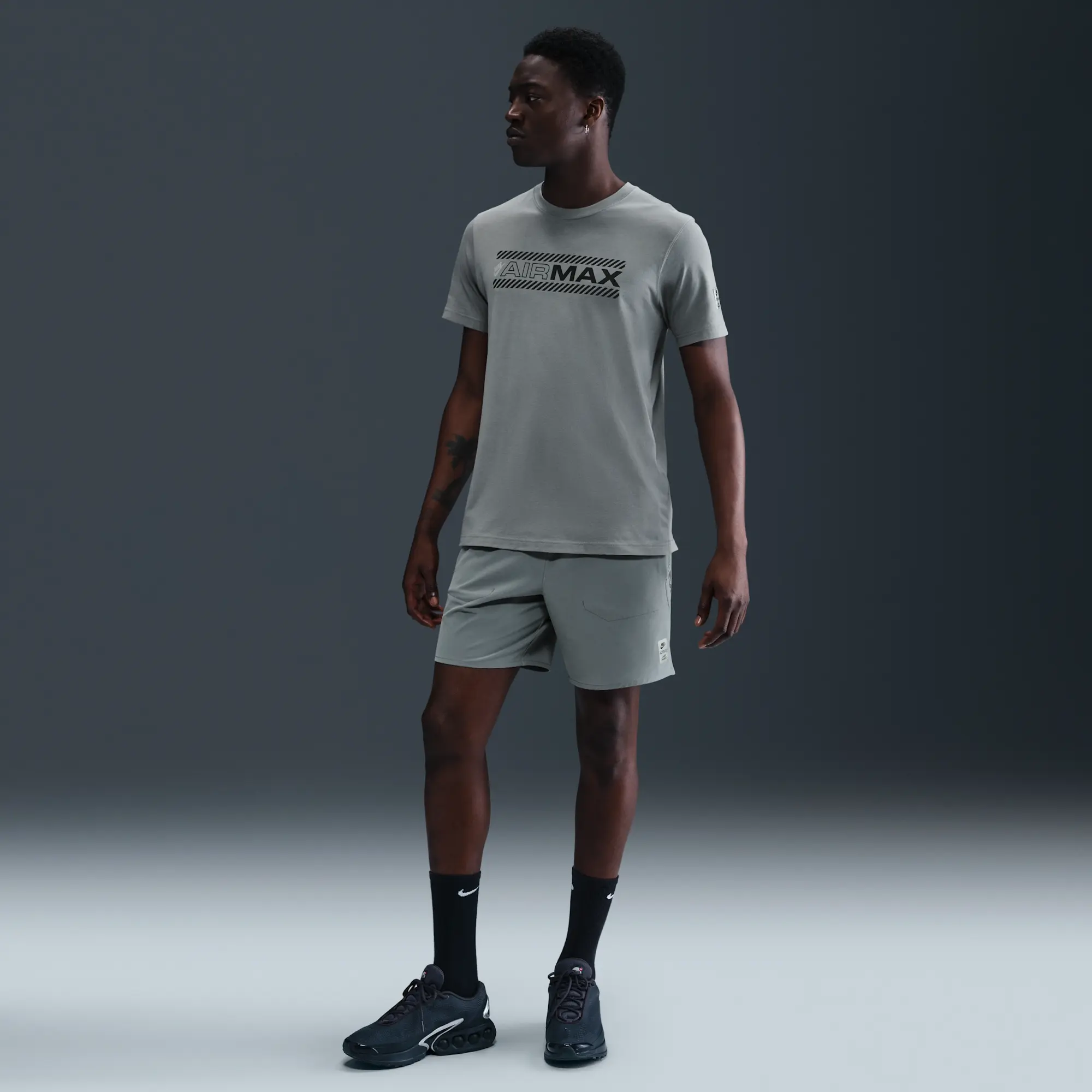 Nike Air Max Men's T-Shirt - Grey - Cotton