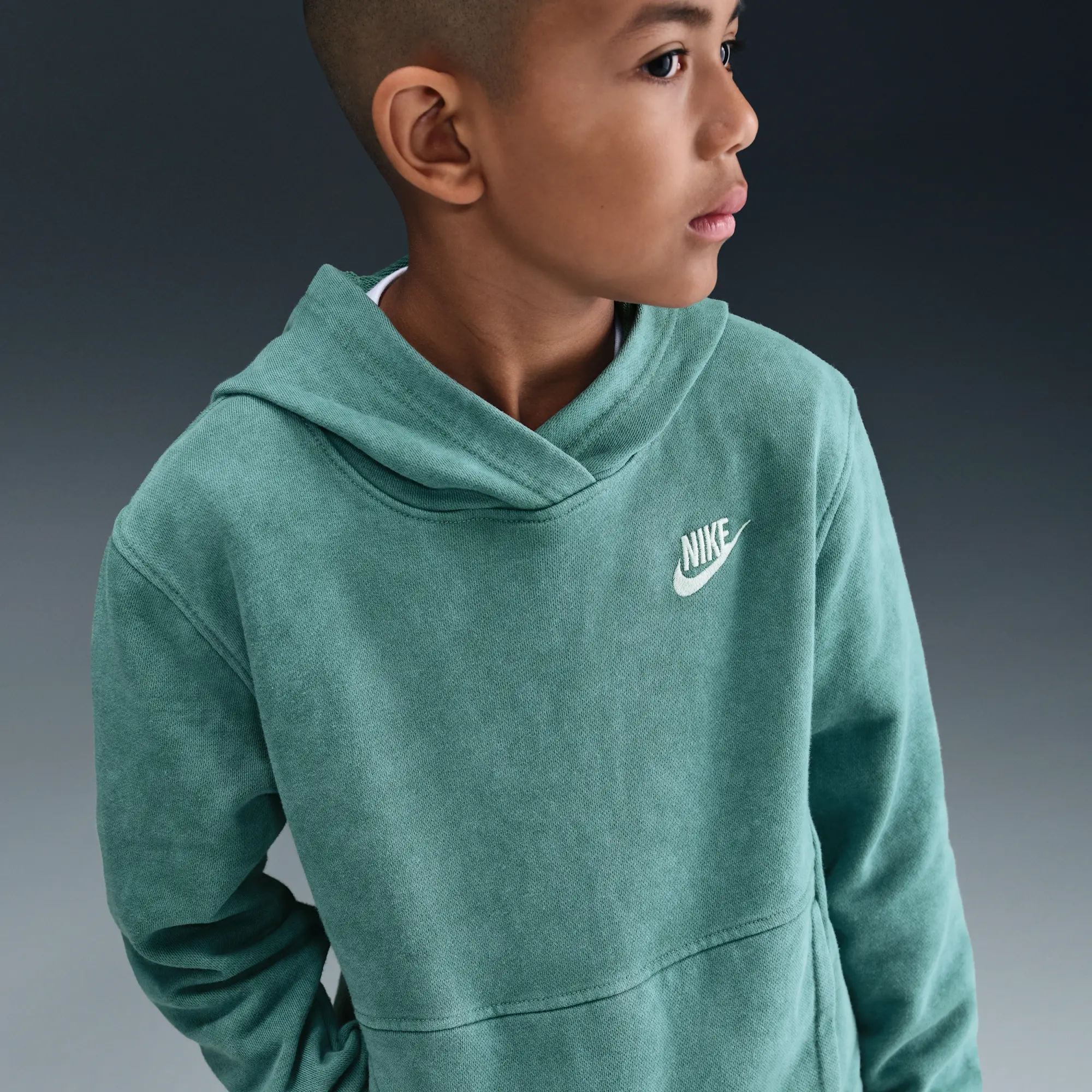 Nike Sportswear Older Kids' Pullover Hoodie - Green - Cotton/Polyester