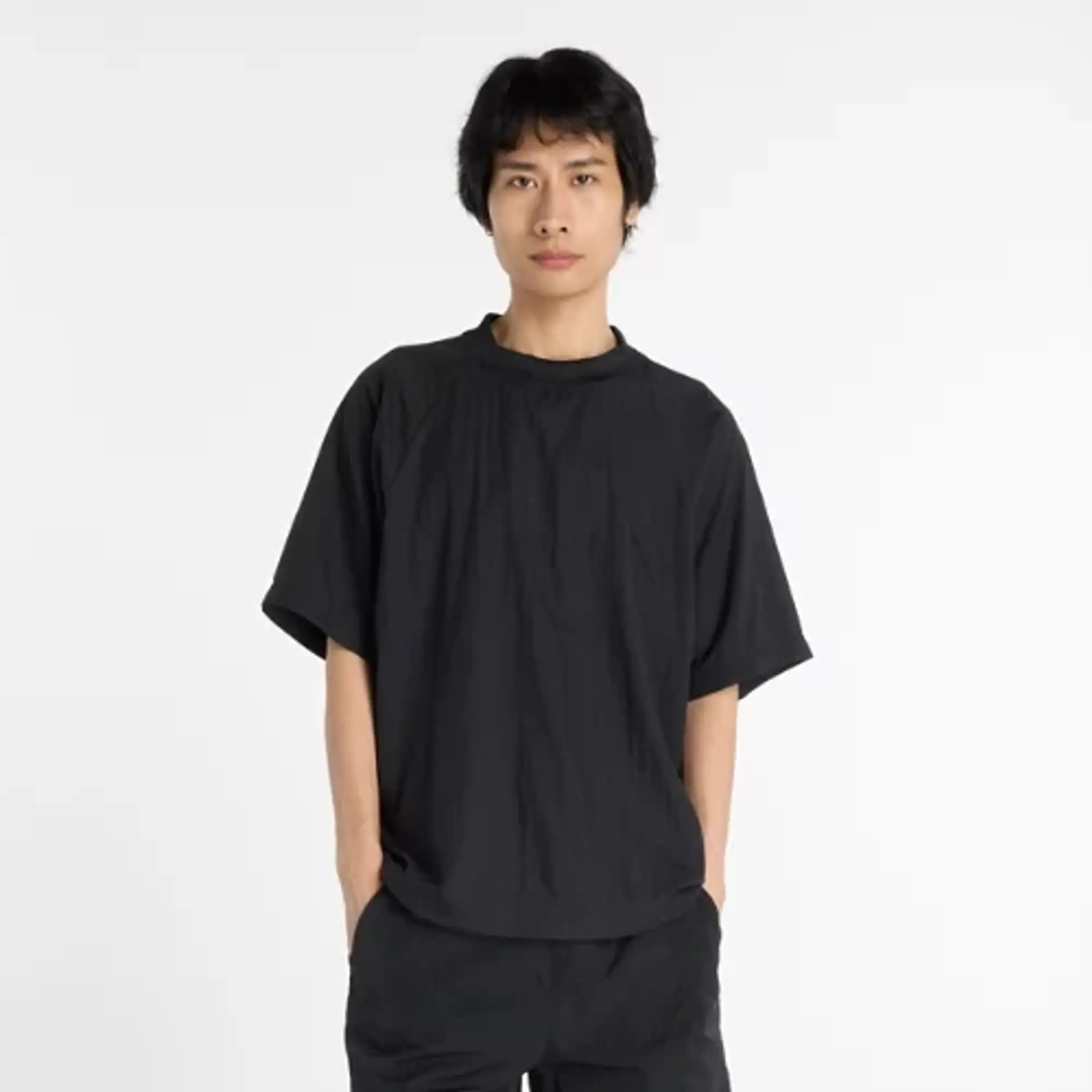 New Balance Men's NB Grey Woven T-Shirt in Black Nylon