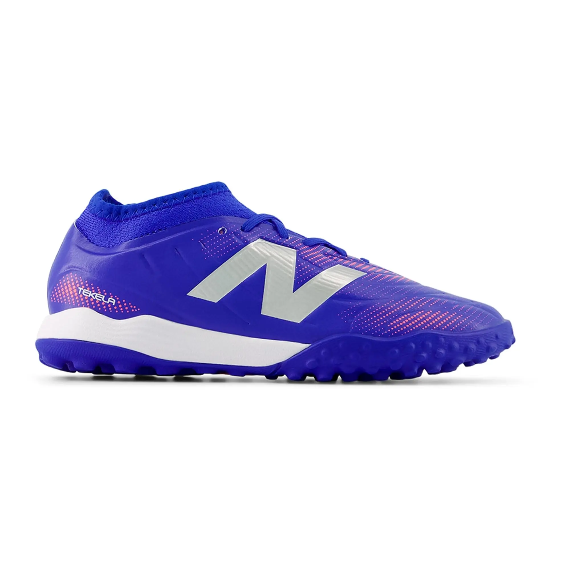 New Balance Boys TEKELA TEAM LOW LACED JNR TF V5 in Blue/Red/Grey Synthetic