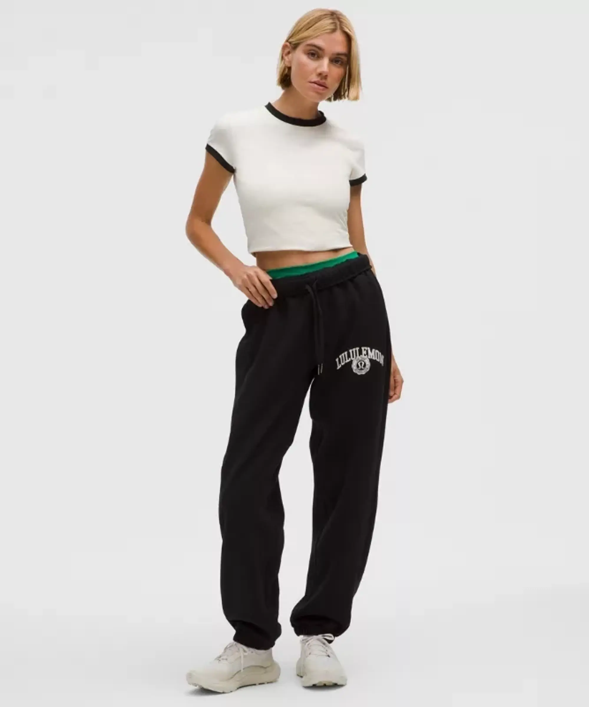 lululemon – Women's Scuba Mid-Rise Oversized Joggers Graphic – Color Black – Size L