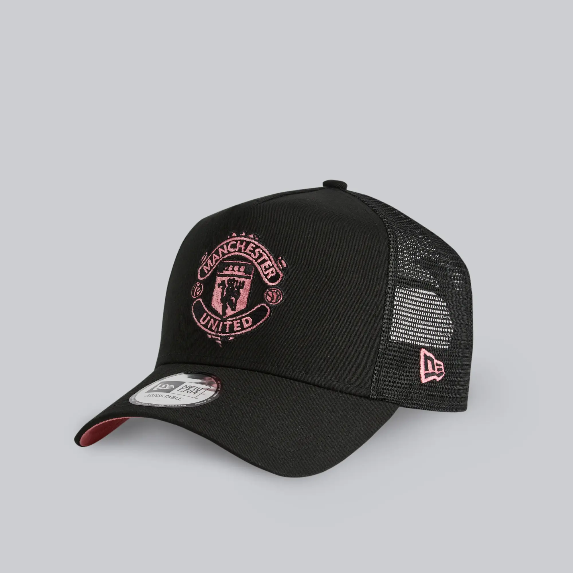 Manchester United x New Era Neon Crest Trucker Cap Black