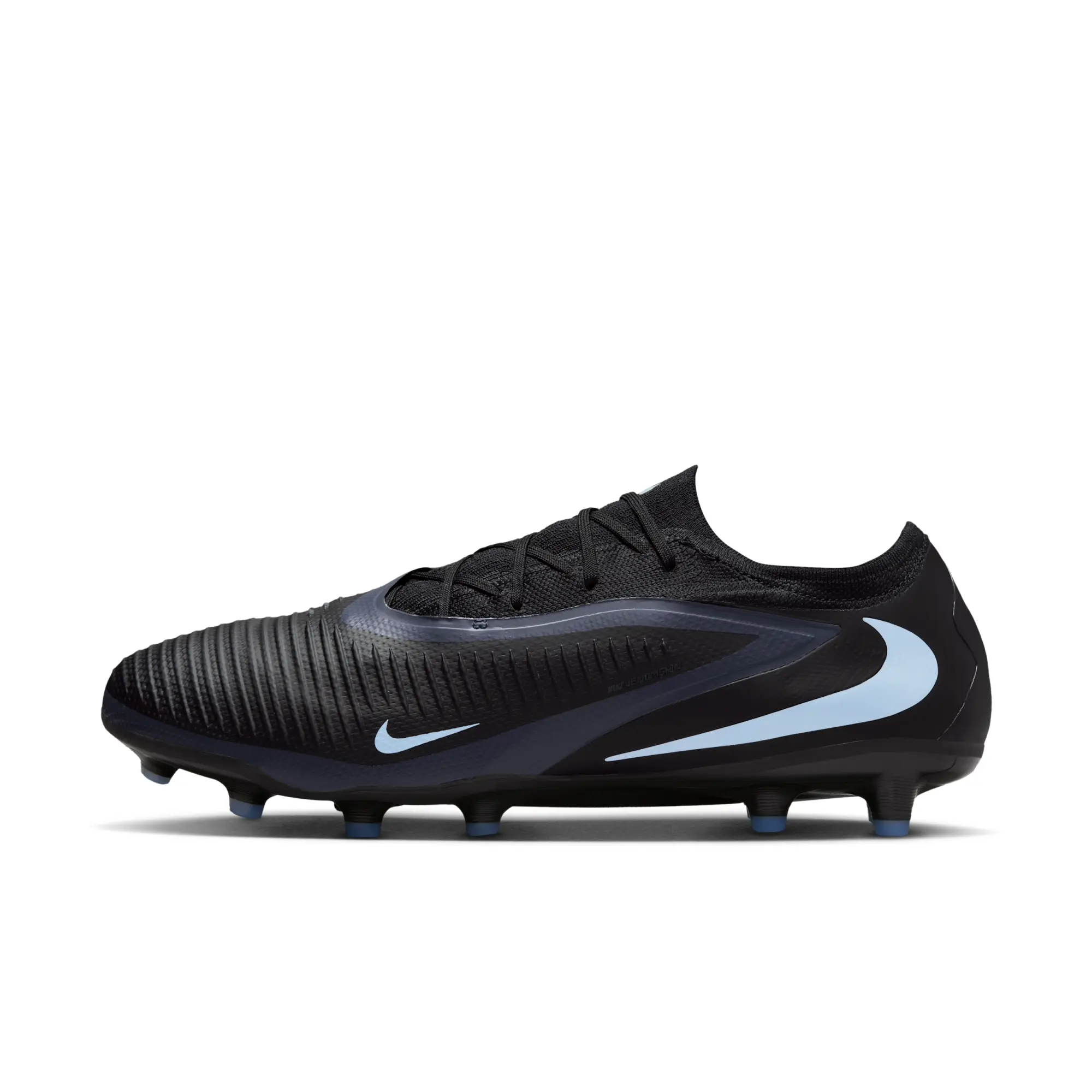 Nike Phantom 6 Low Pro Artificial-Grass Football Boot - Black