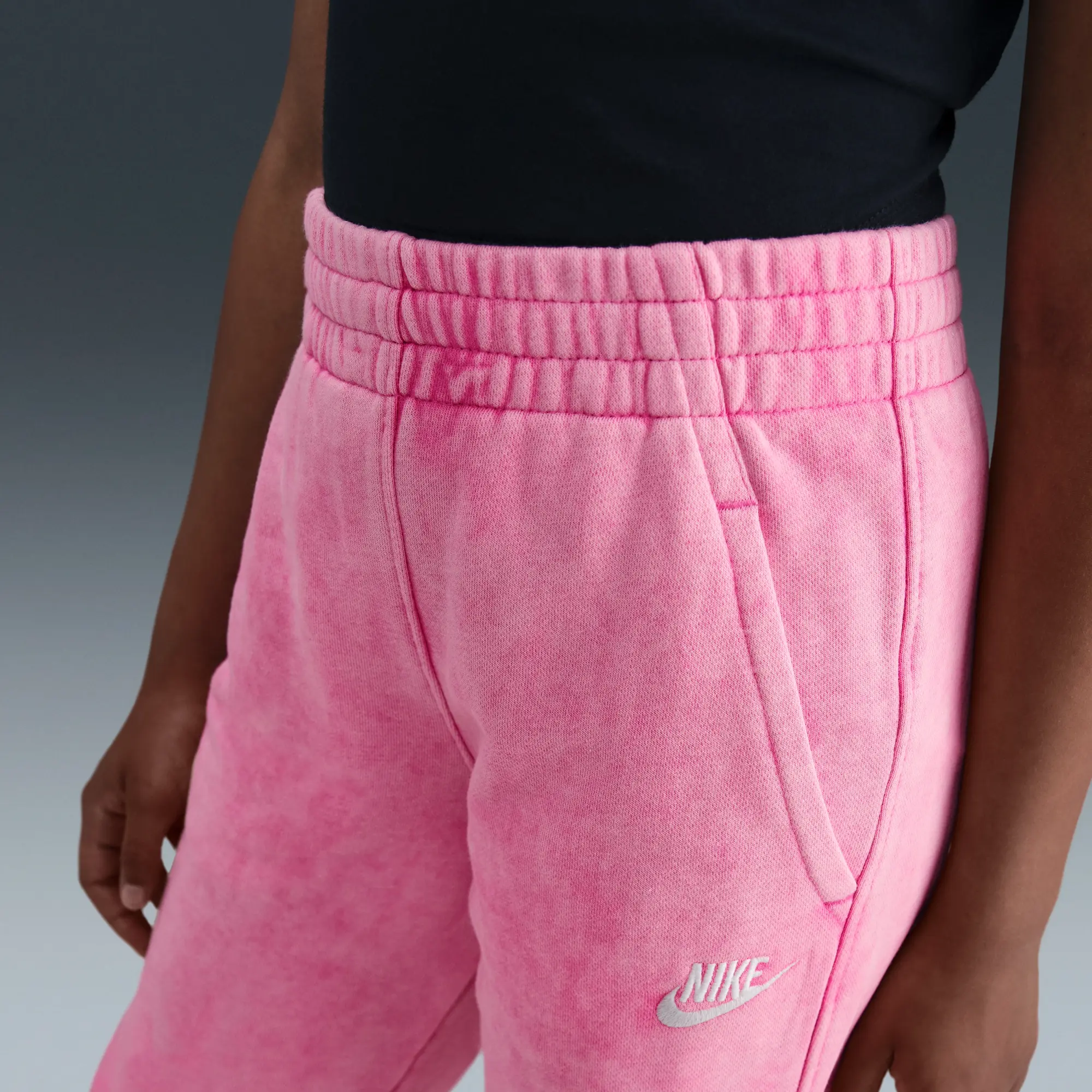 Nike Sportswear Club Fleece Older Kids' French Terry Joggers - Pink - Fleece > Club Fleece