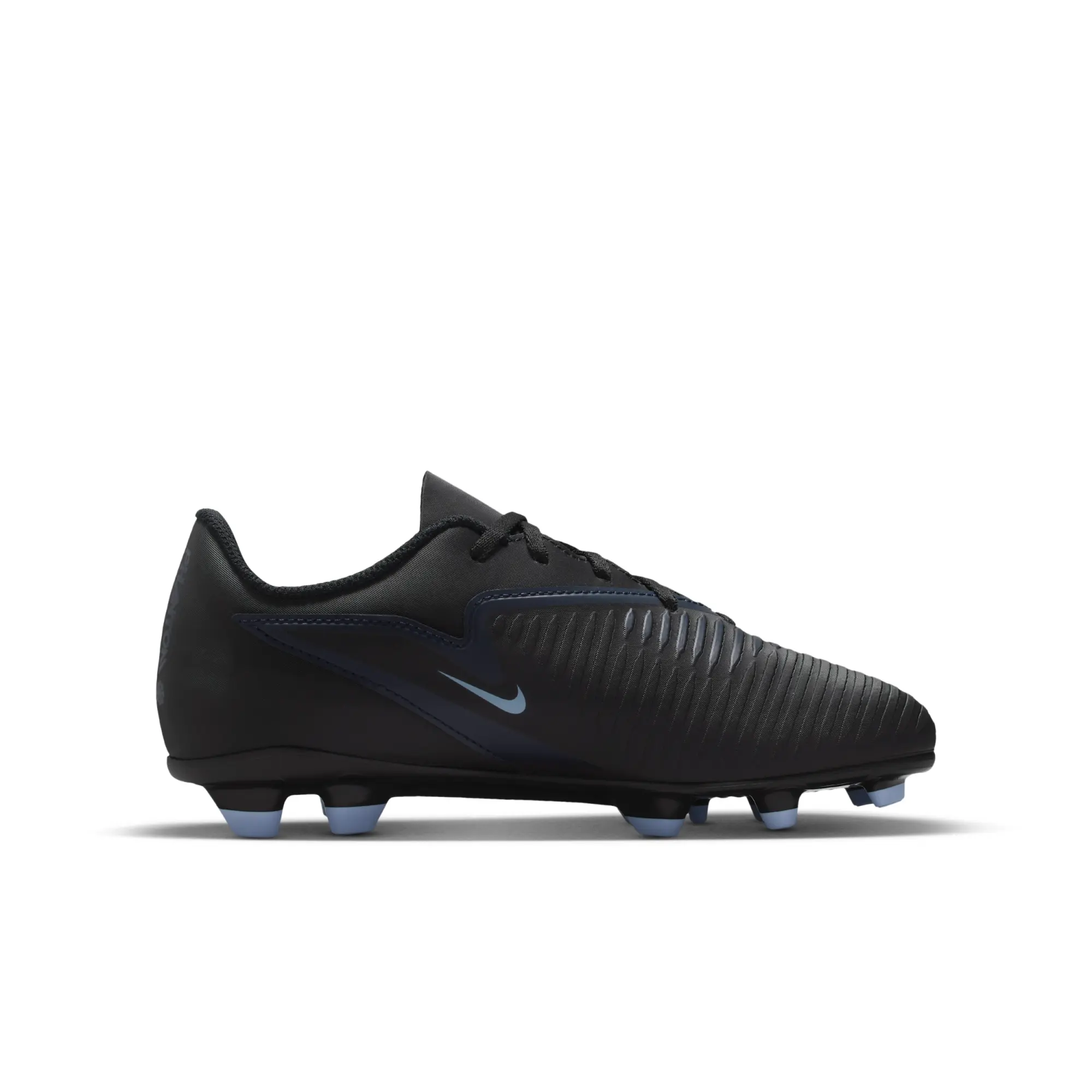Nike Jr. Phantom 6 Low Club Older Kids' Multi-Ground Football Boot - Black