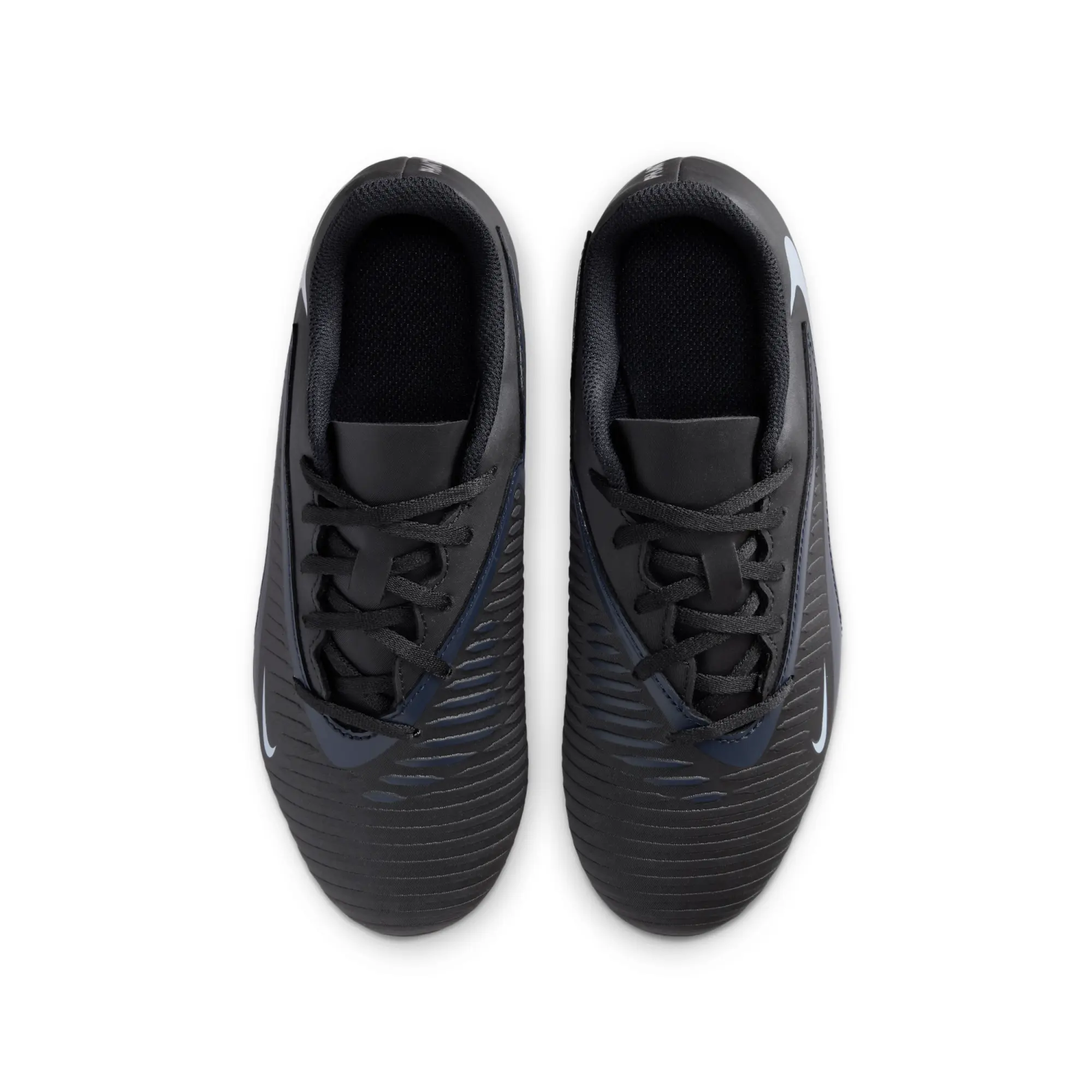 Nike Jr. Phantom 6 Low Club Older Kids' Multi-Ground Football Boot - Black