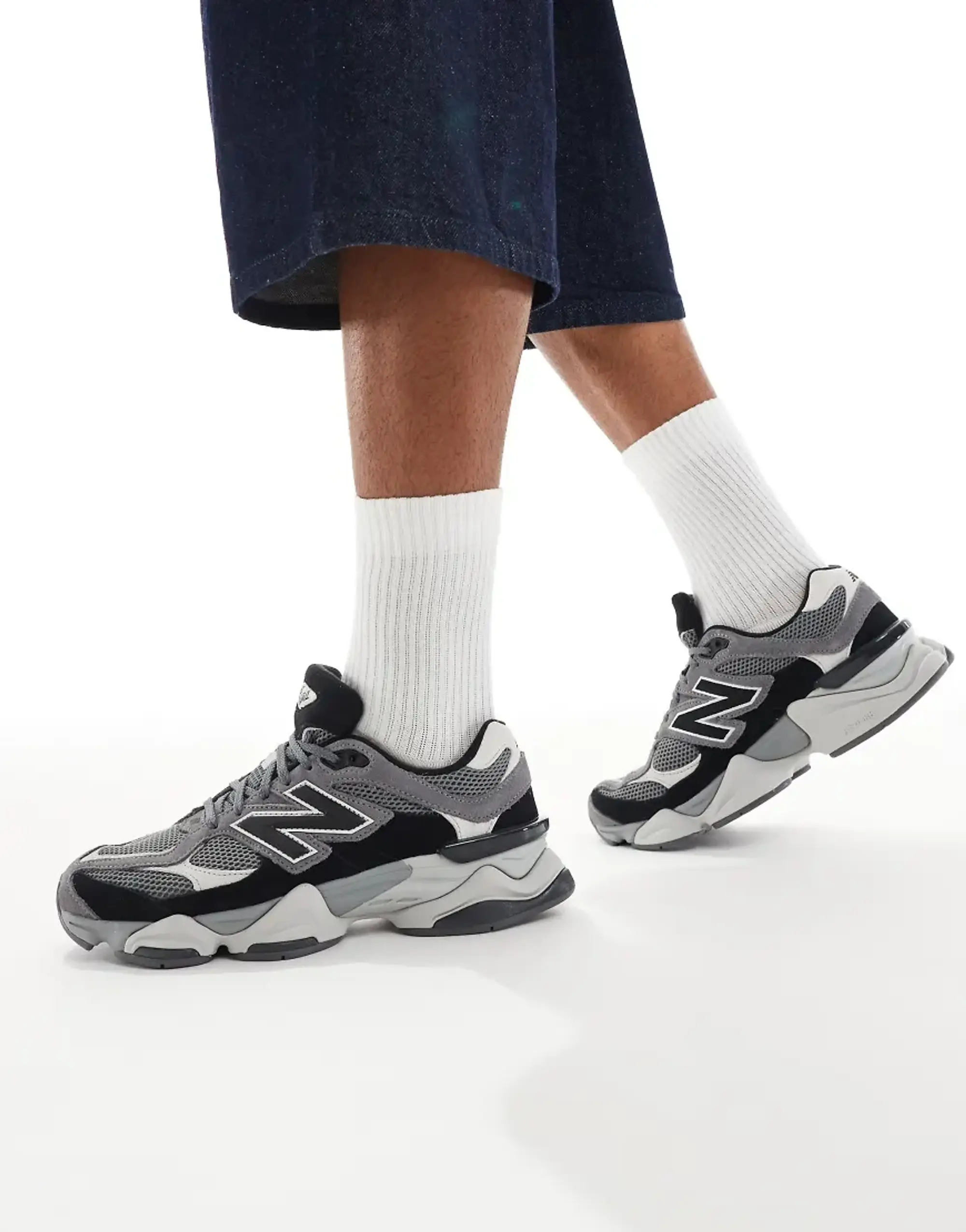 New Balance 9060 Trainers In Black And Grey