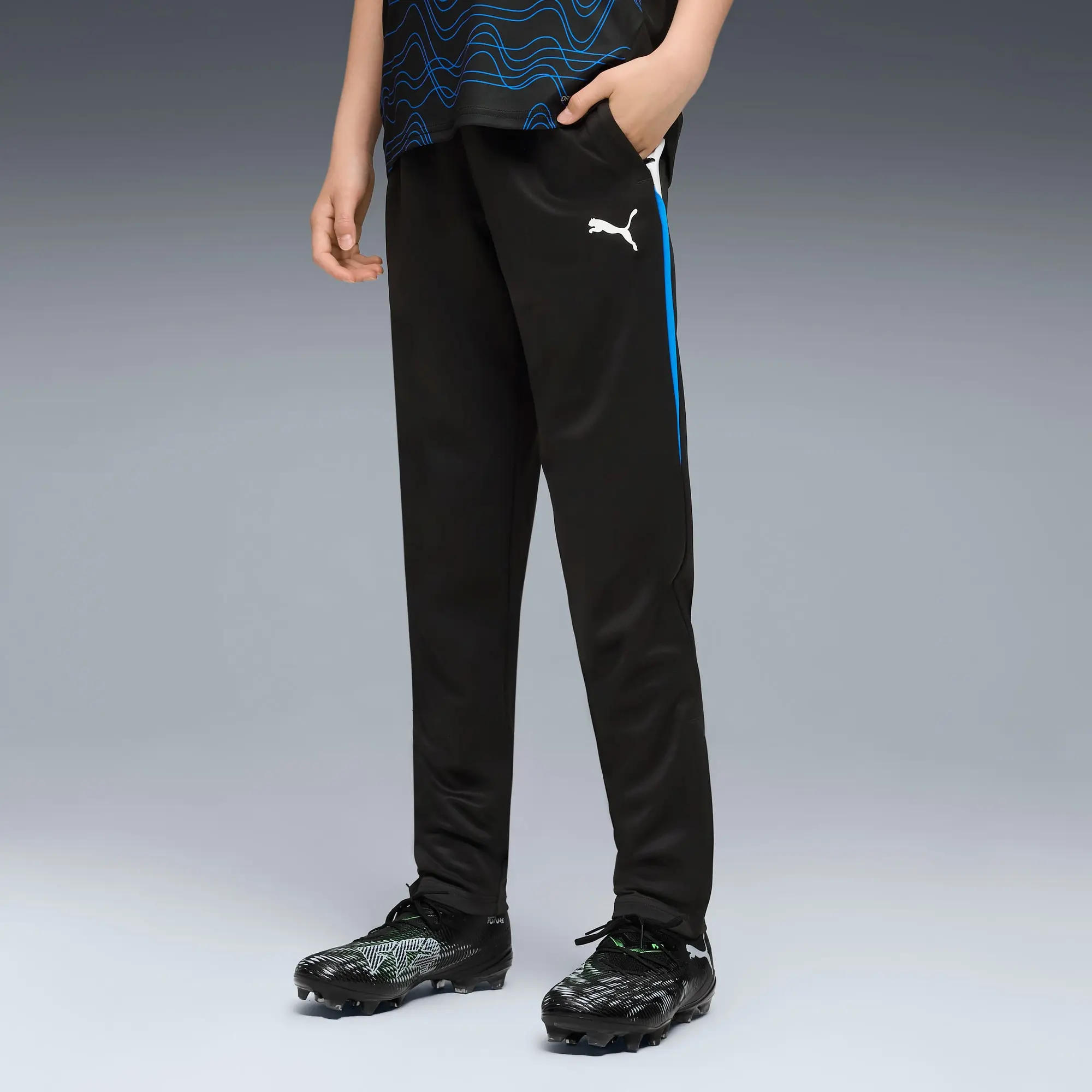 PUMA Individualliga Training Pants Youth, Black/White/Ultra Blue, size 11-12 Youth