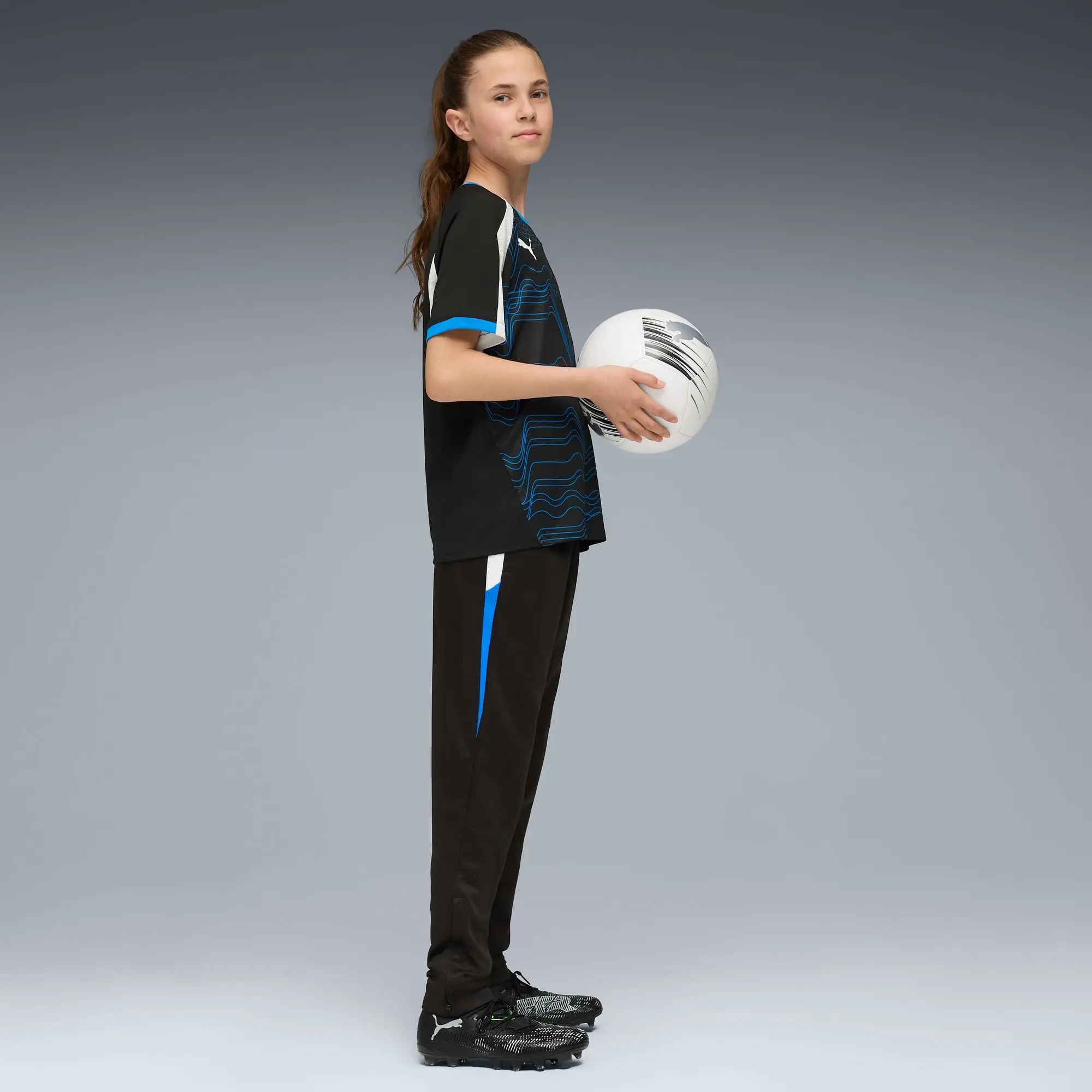 PUMA Individualliga Training Pants Youth, Black/White/Ultra Blue, size 11-12 Youth