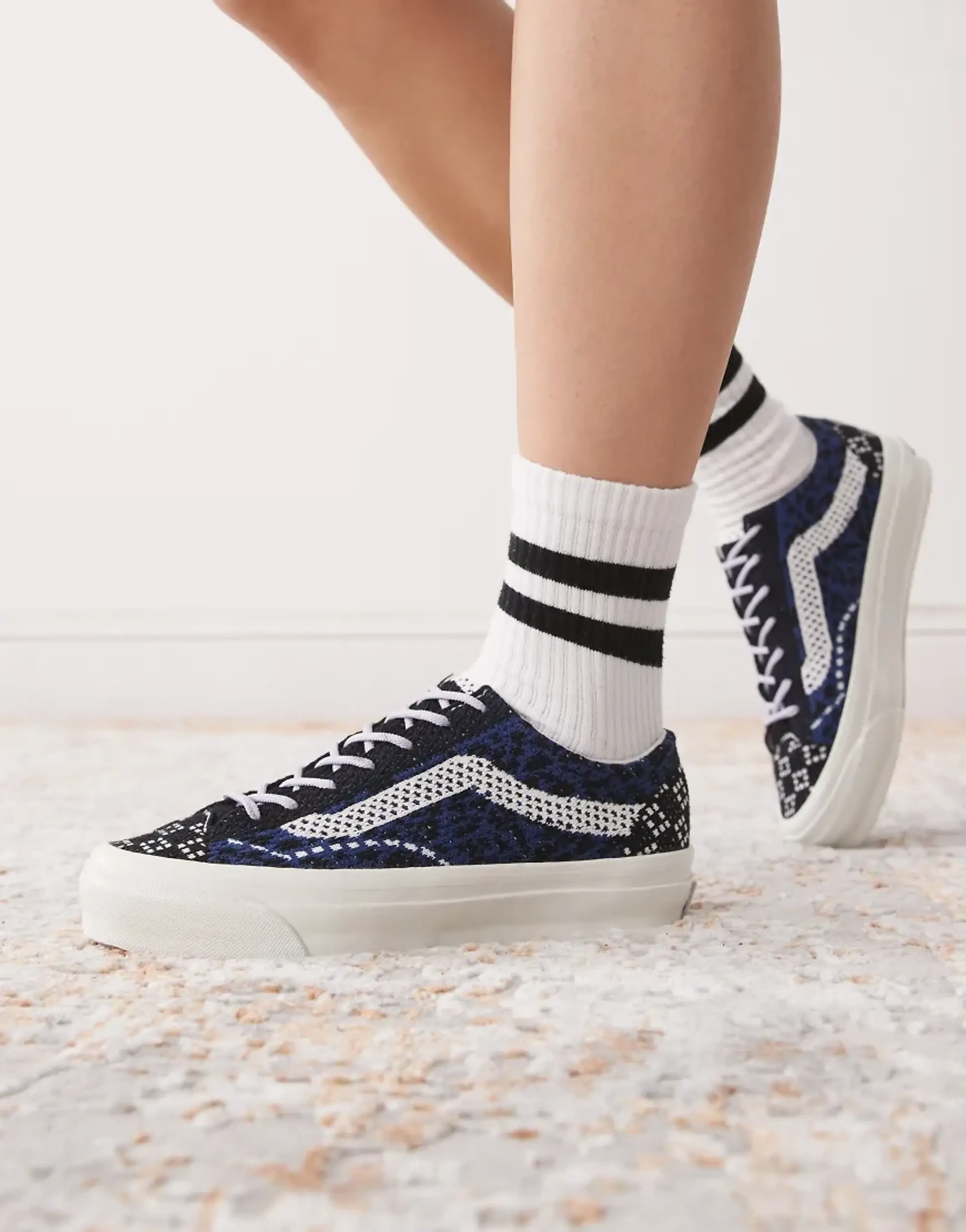 Vans - Premium Old Skool Shoes, Man, Blue