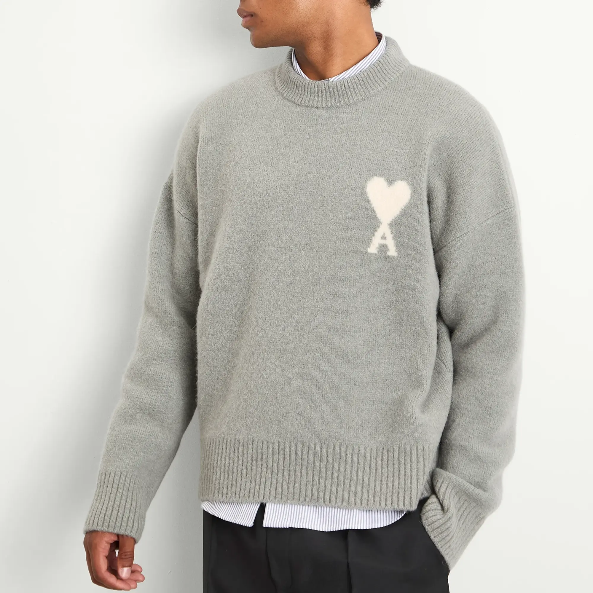 AMI Paris Men's Alpaca Knit ADC Crew Neck Jumper Gris/Ecru