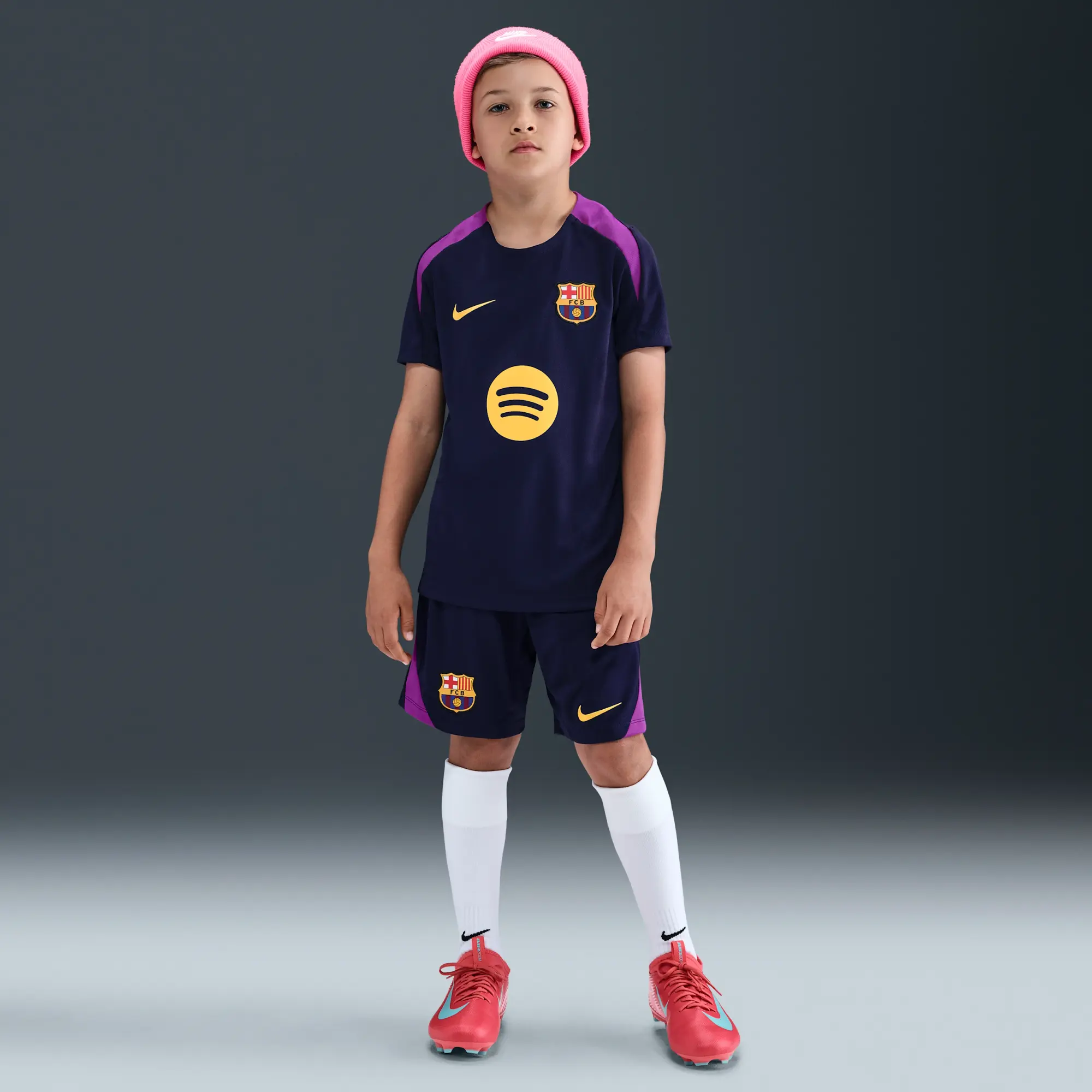F.C. Barcelona Strike Older Kids' Nike Dri-FIT Football Short-Sleeve Top - Purple - Polyester