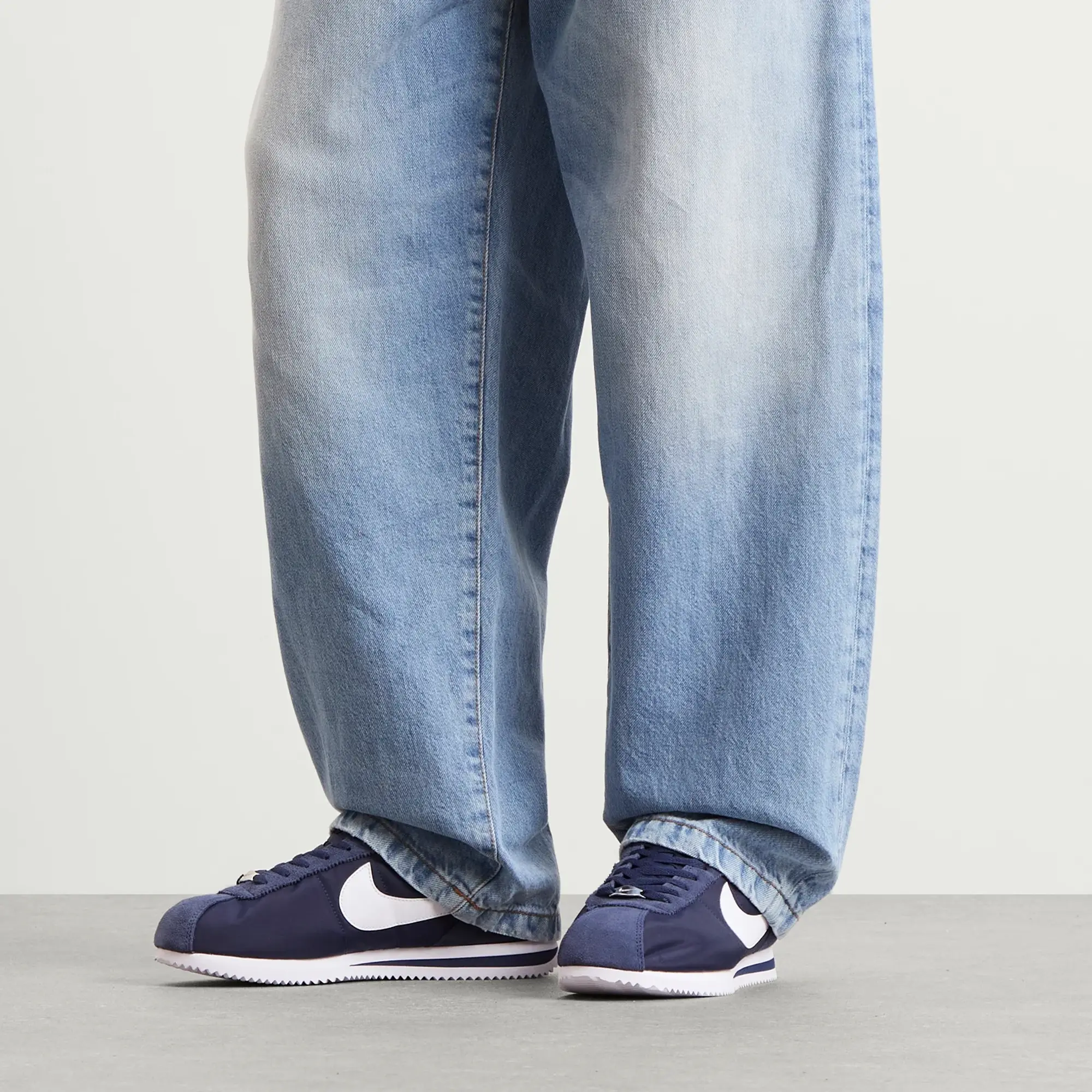 Nike Men's Cortez Txt Sneaker Navy/White