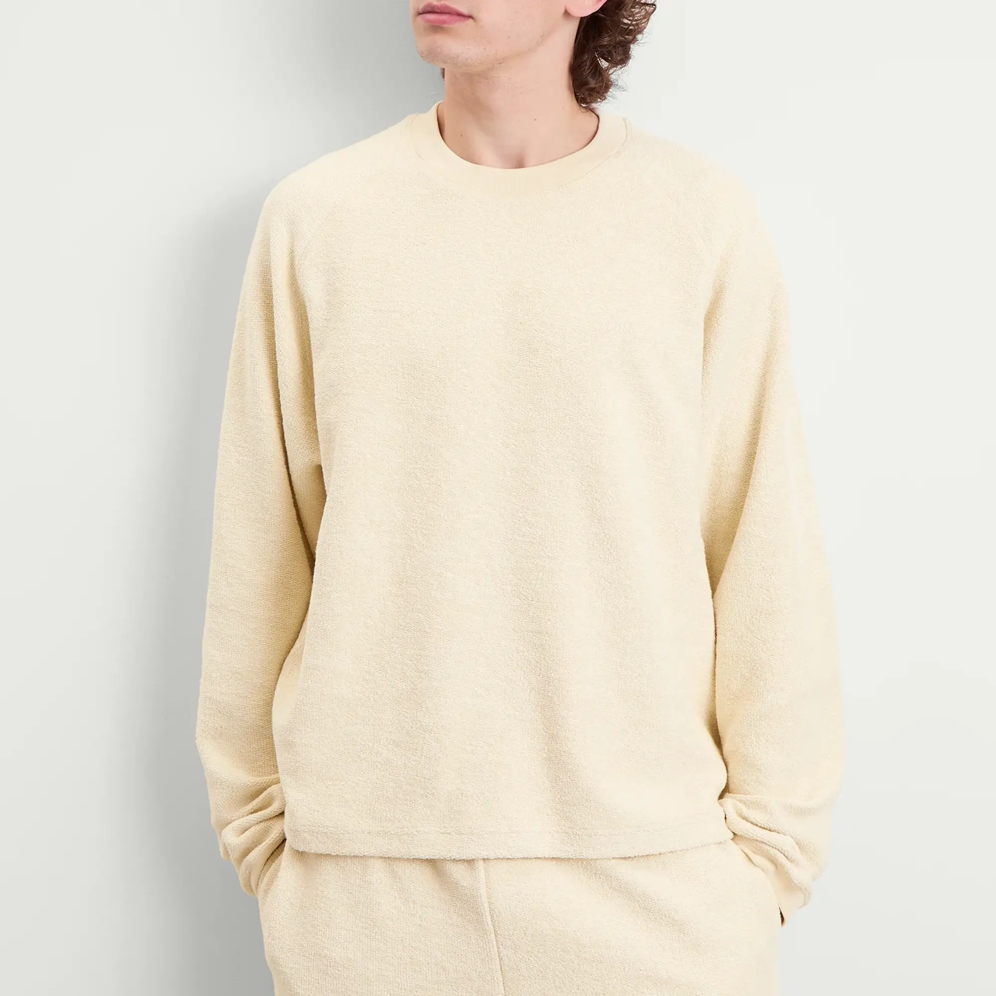 AMI Paris Men's Reversed Non Brushed Fleece Crewneck Sweatshirt Ivoire