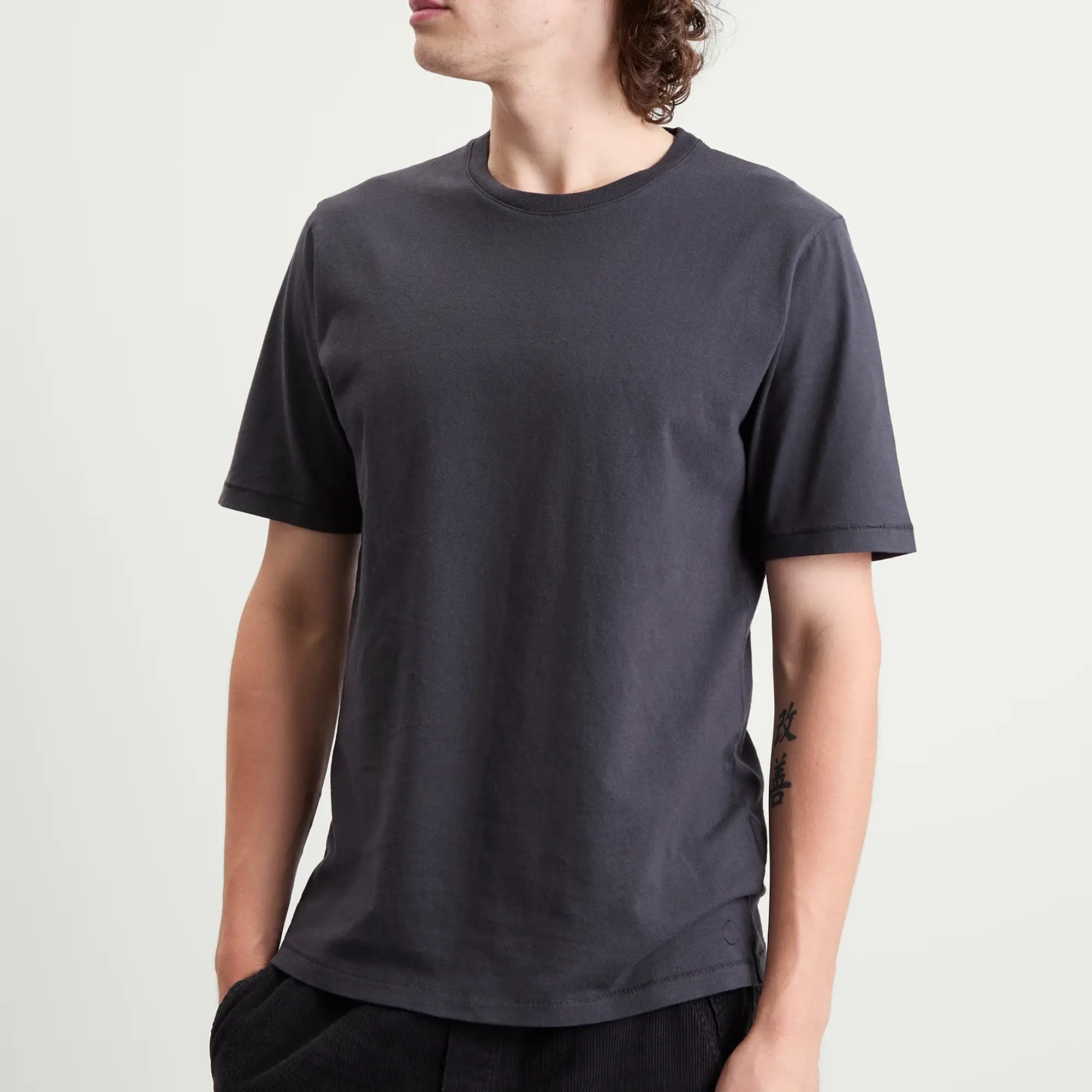 Folk Men's Contrast Sleeve T-Shirt Soft Black
