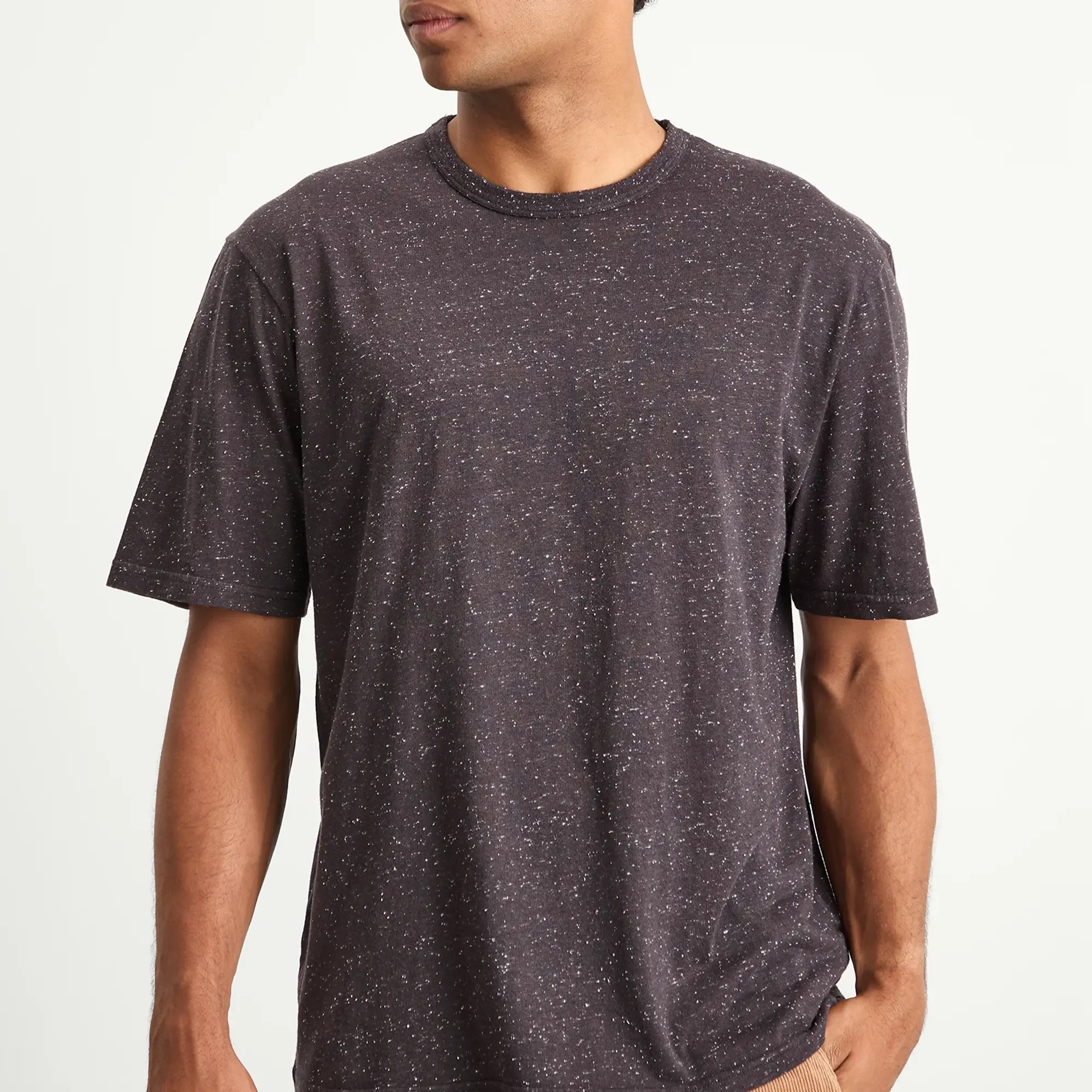 Folk Men's Relaxed Assembly T-Shirt Black Grape