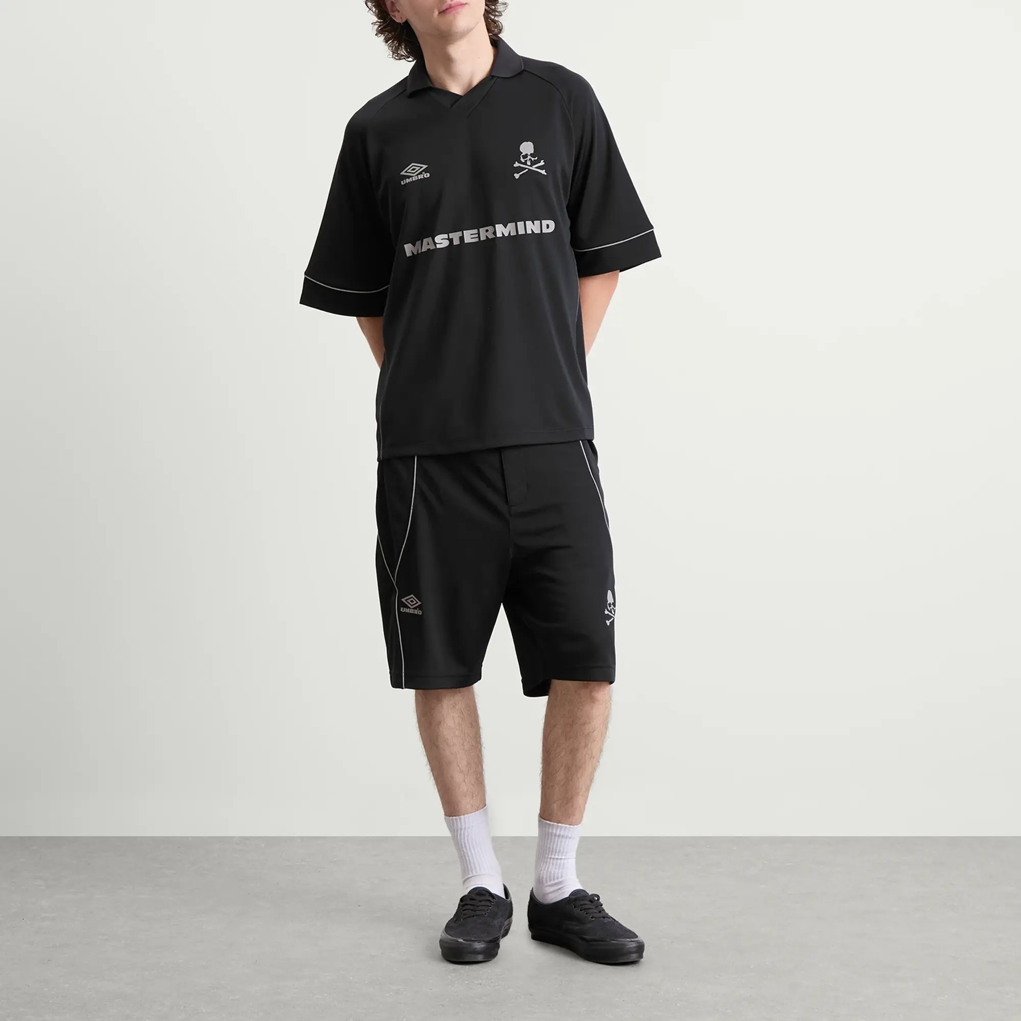 MASTERMIND WORLD Men's x Umbro Game Shorts Black
