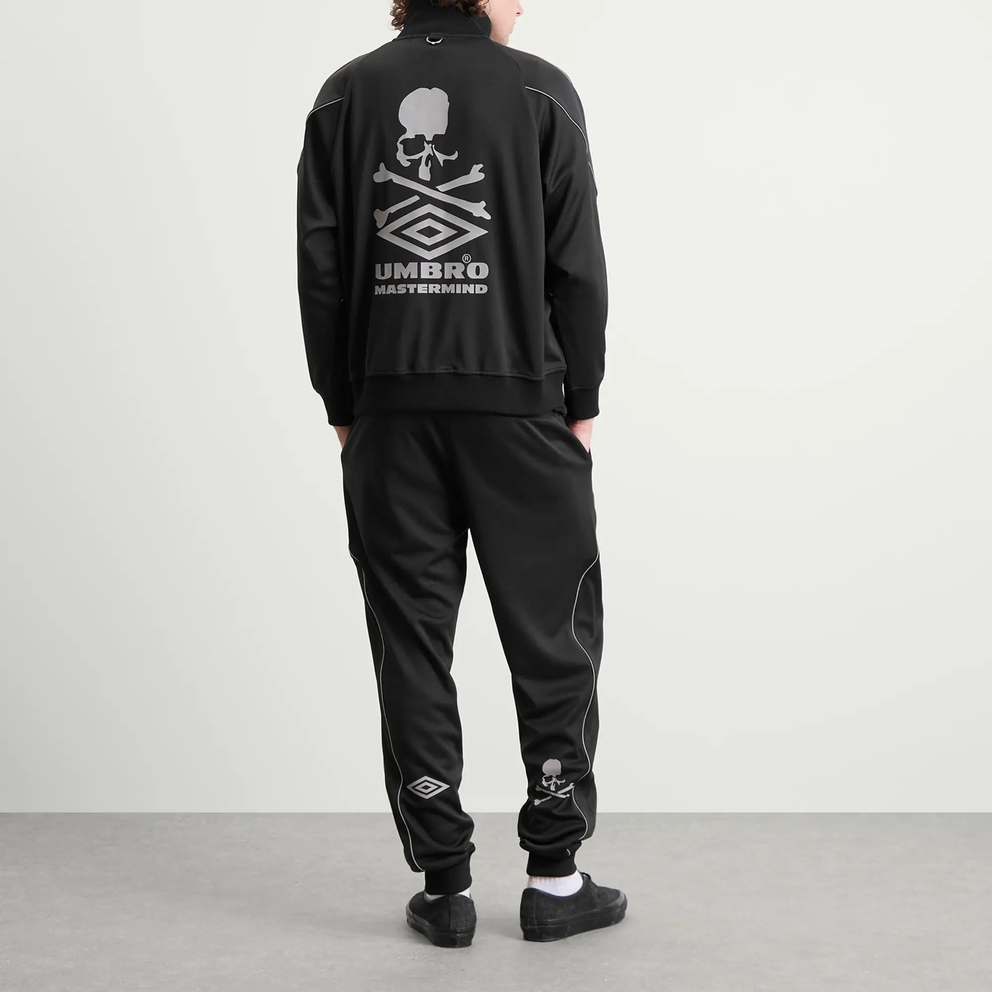MASTERMIND WORLD Men's x Umbro Track Jacket Black