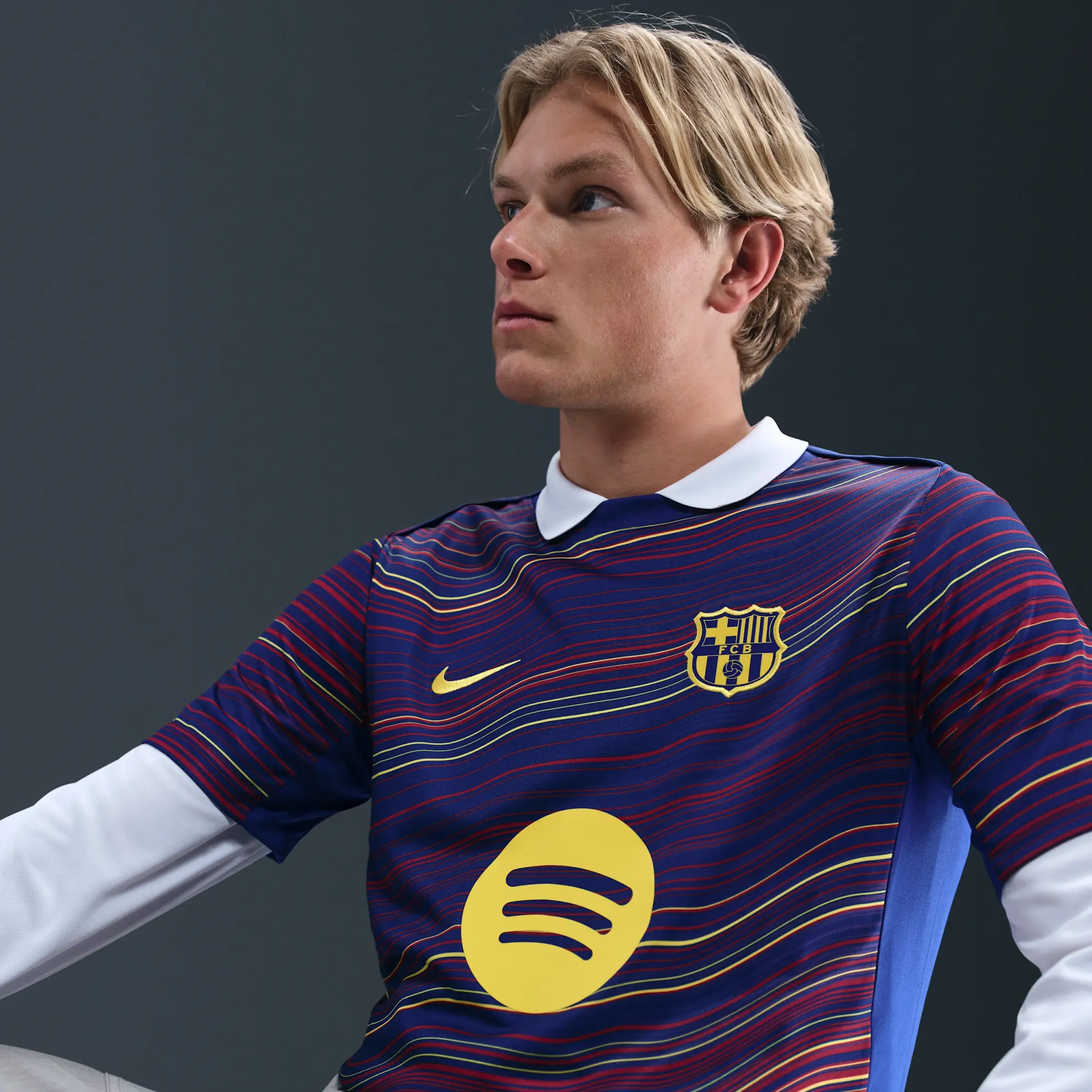 F.C. Barcelona Academy Pro Home Nike Dri-FIT Football Pre-Match Short-Sleeve Top - Blue - Sustainable Materials