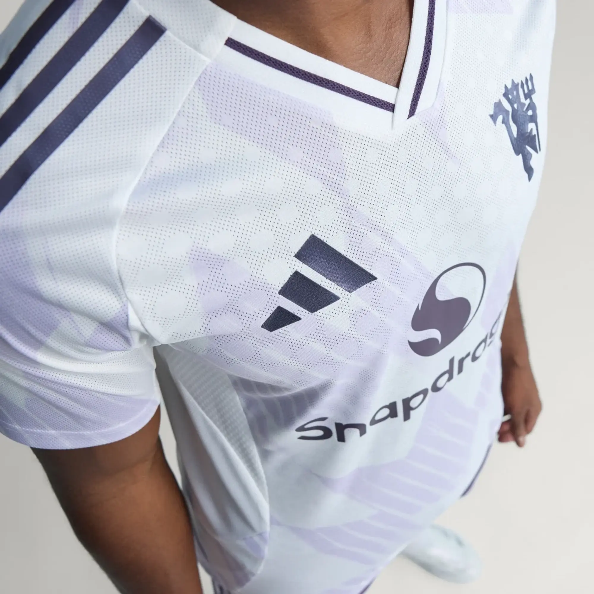 adidas Manchester United 25/26 Away Authentic Jersey