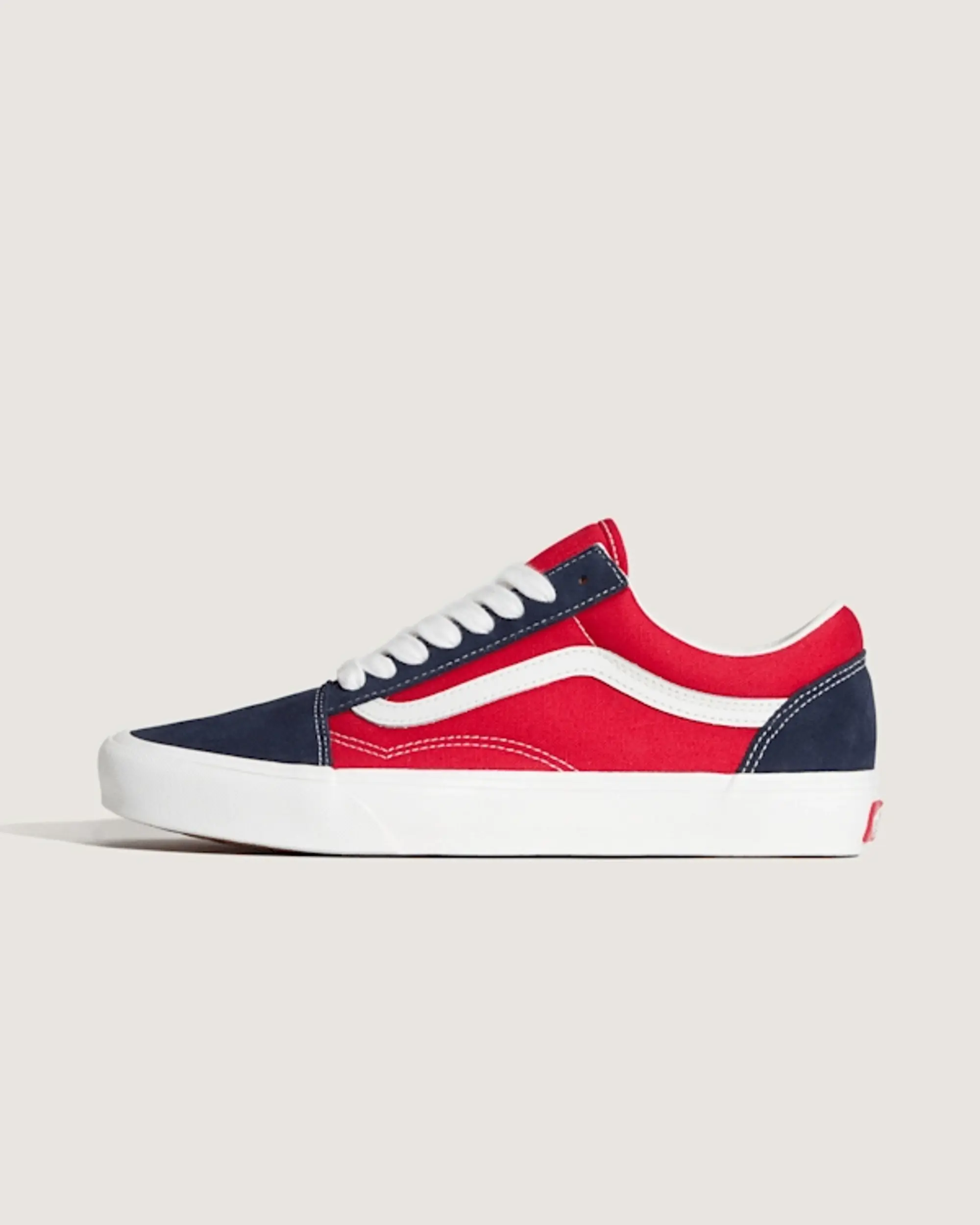 Vans - Old Skool Shoes, Man, Red