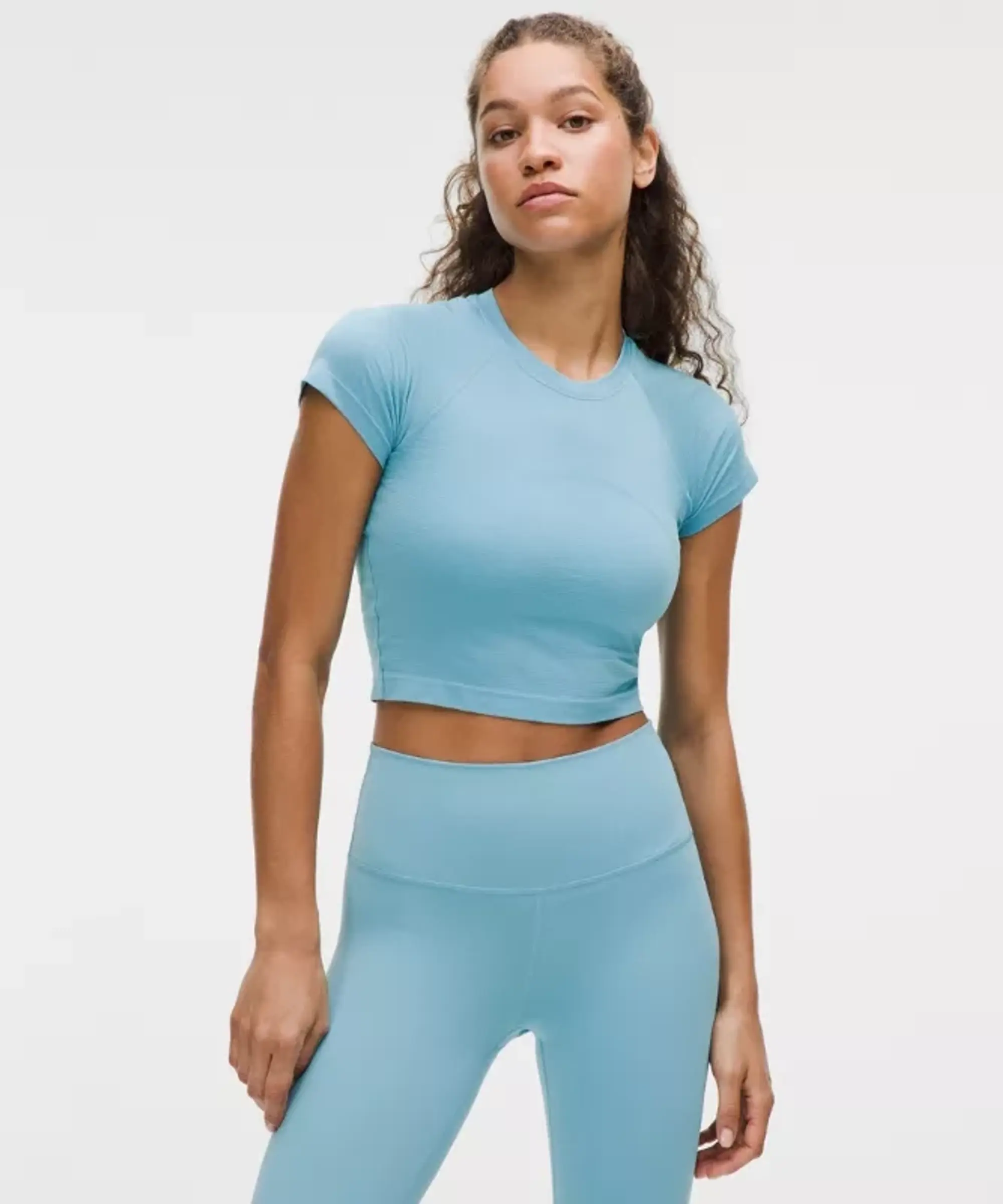 lululemon – Women's Swiftly Tech Cropped Short-Sleeve Shirt 2.0 – Color Blue – Size 0