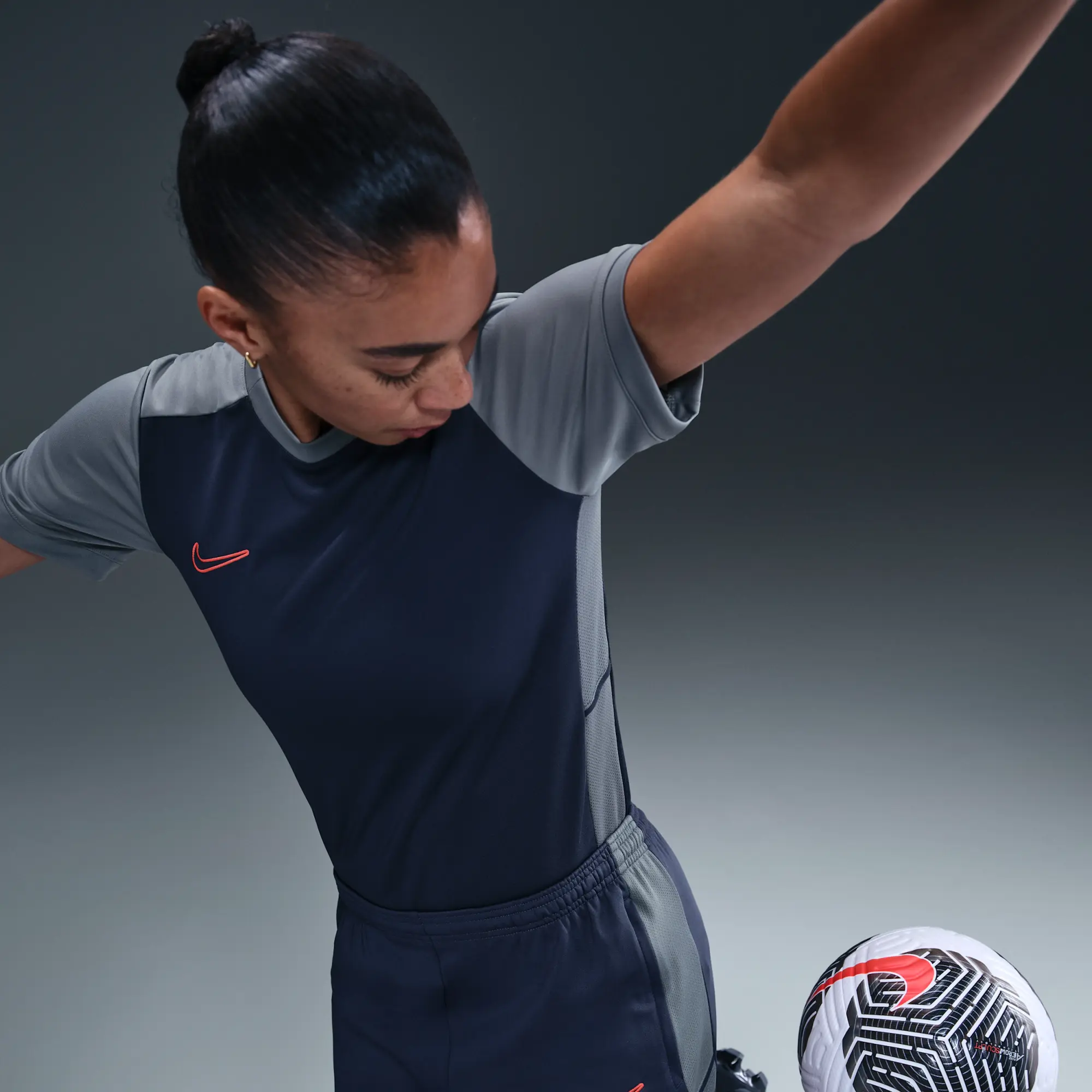 Nike Academy Women's Dri-FIT Football Top - Blue - Recycled Polyester