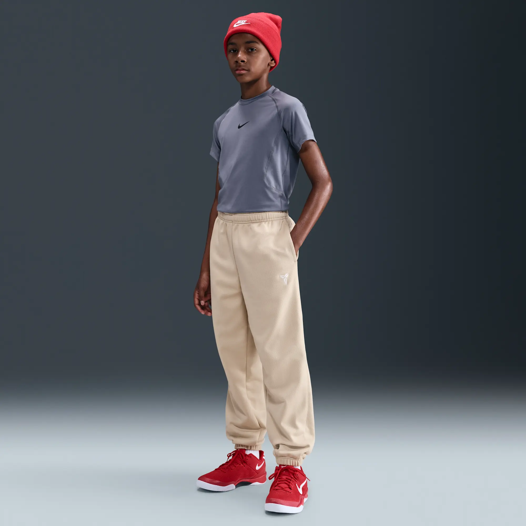 Nike Kobe Older Kids' Therma-FIT Trousers - Brown - Polyester