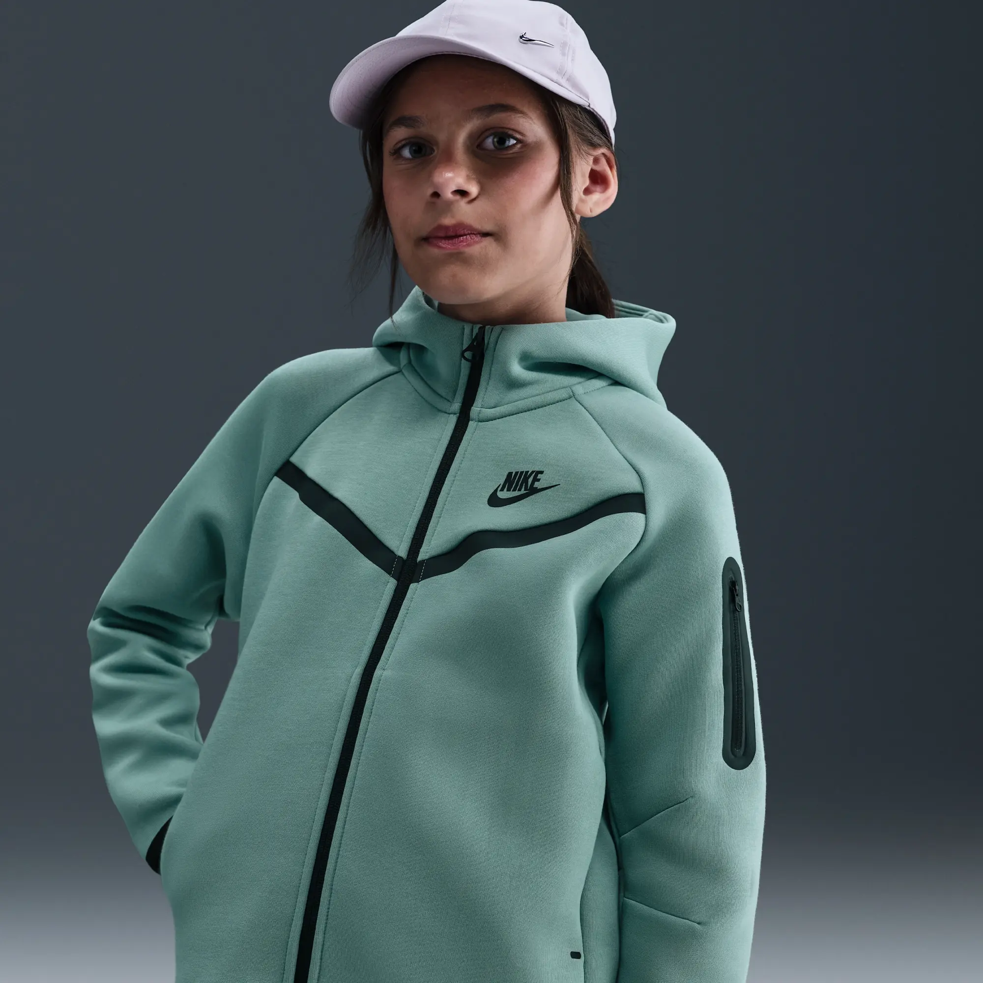 Nike Sportswear Tech Fleece Girls' Full-Zip Hoodie - Green