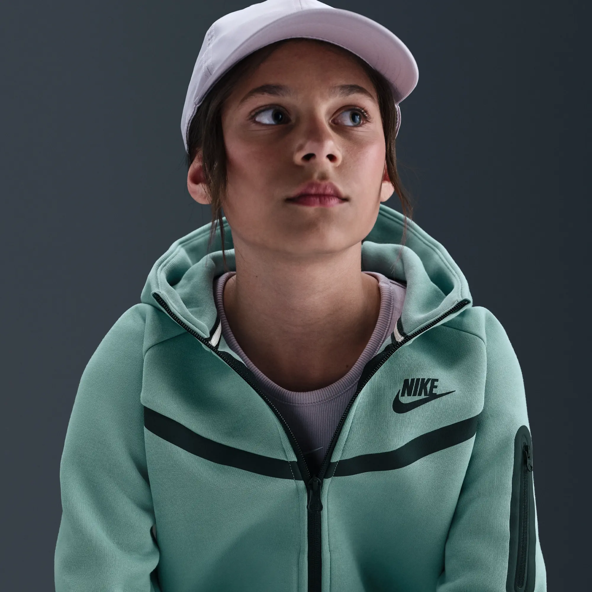 Nike Sportswear Tech Fleece Girls' Full-Zip Hoodie - Green