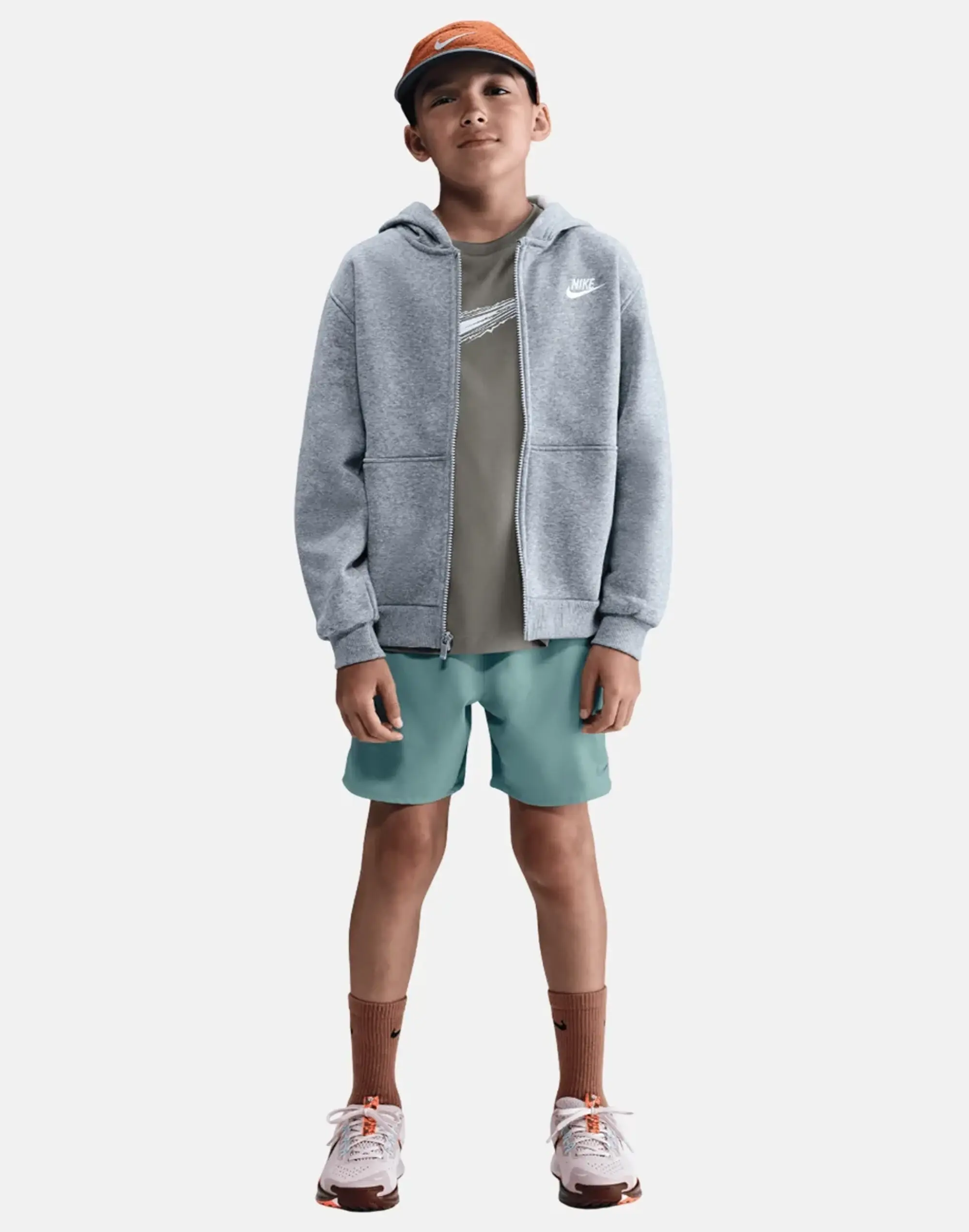 Nike Older Kids Challenger Shorts in Green/Black 