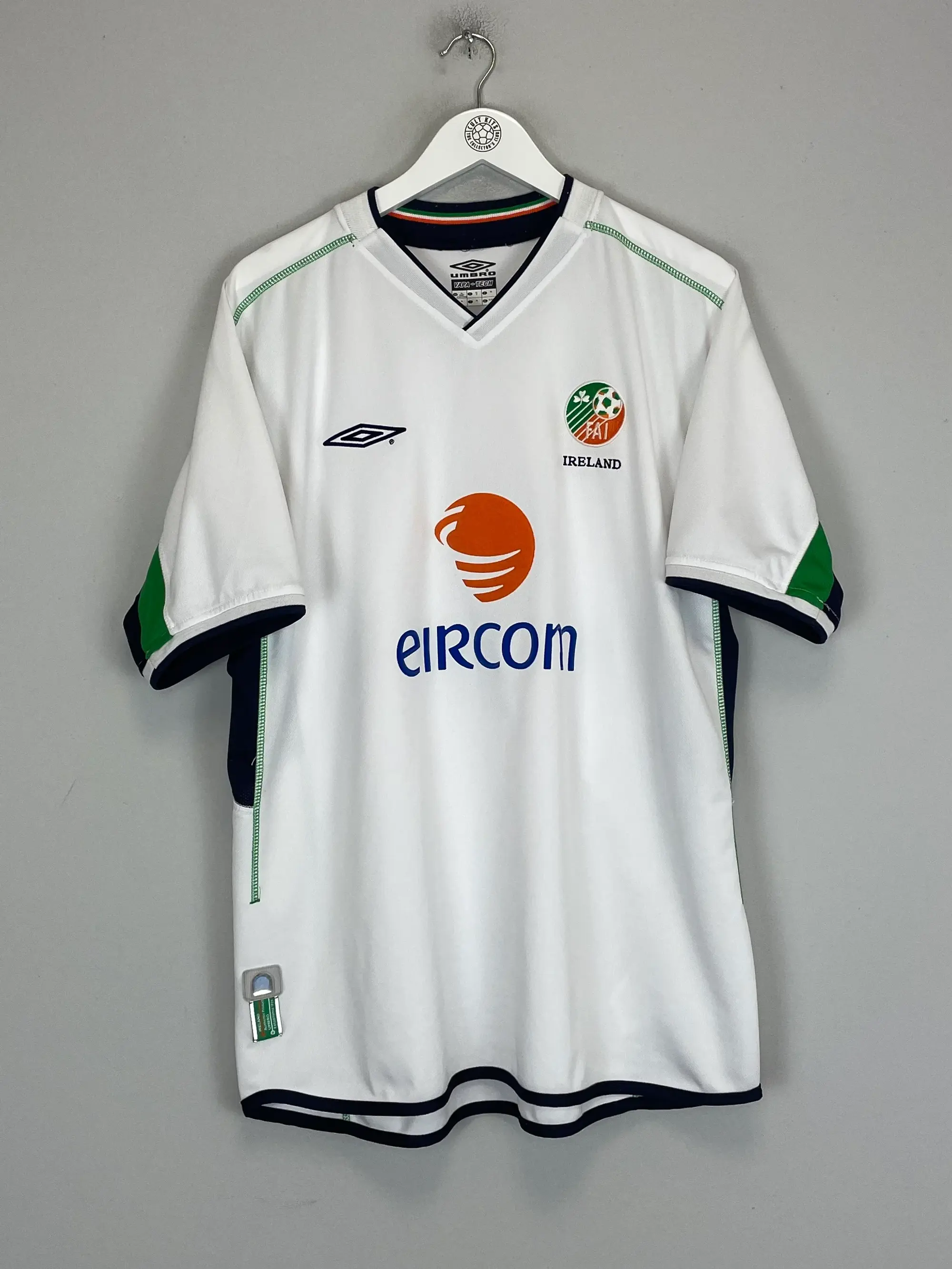 2002 IRELAND KEANE #6 AWAY SHIRT (XL) UMBRO | Cult Kits