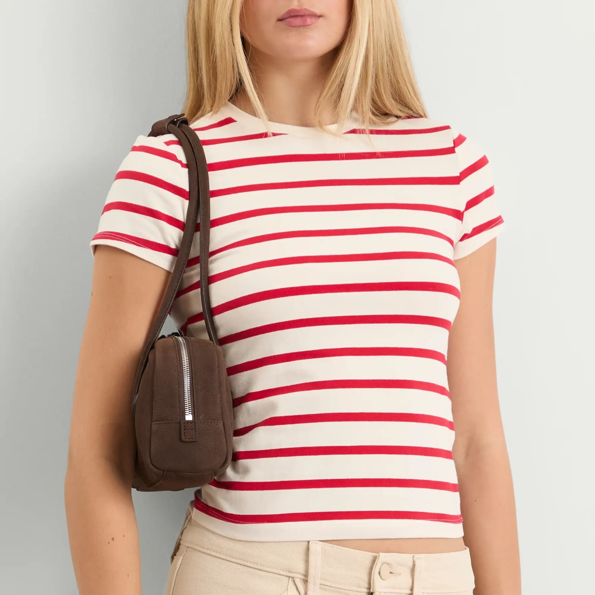 Good American Women's Super Stretch Baby T-Shirt Ecru/Chili Wide Stripe