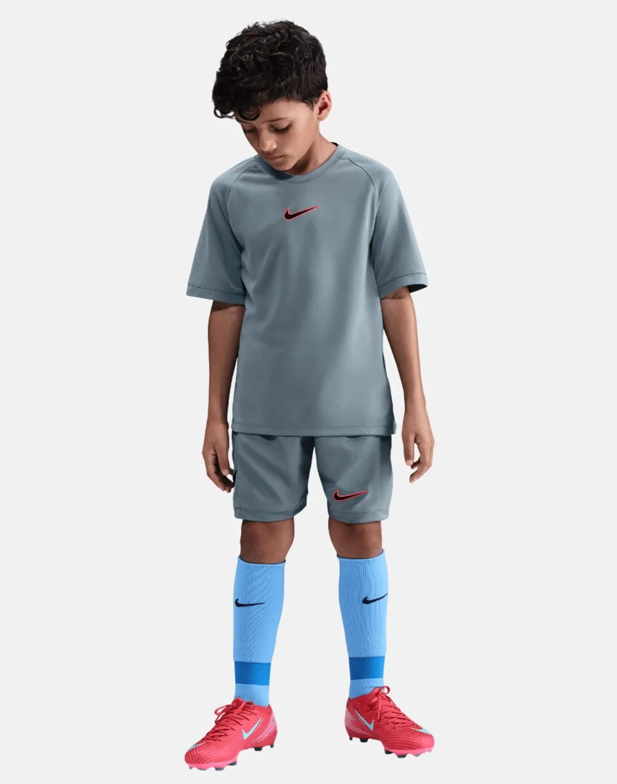 Nike Older Kids Academy T-Shirt in Grey/Black 