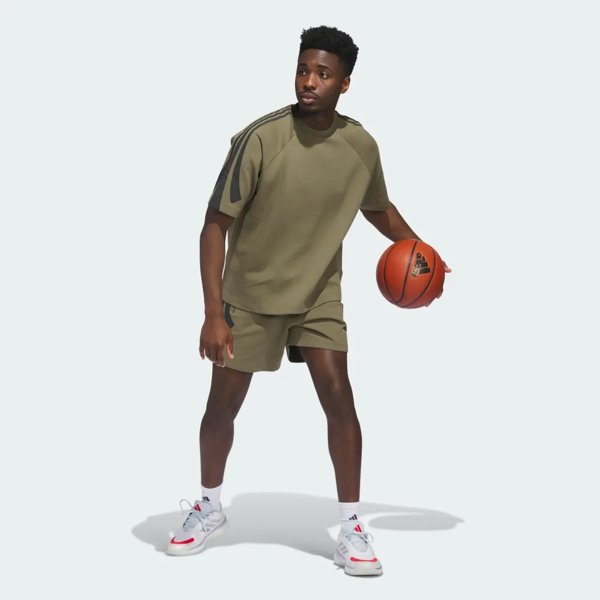 adidas adidas Basketball Short Sleeve Sweatshirt (Gender Neutral)