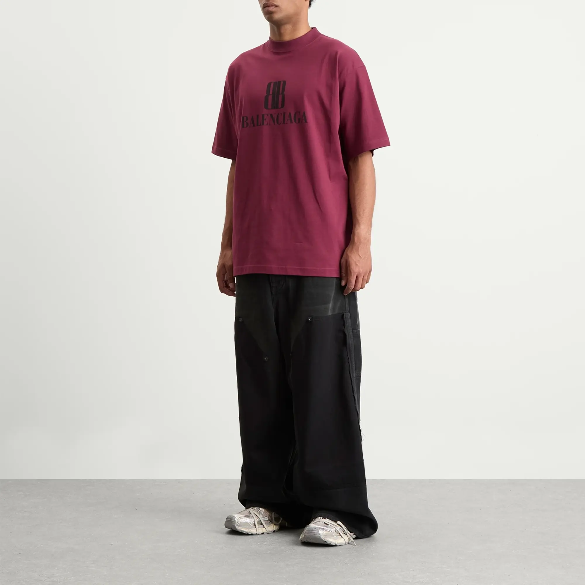 Balenciaga Men's Nano BB Logo Dry Jersey Medium Fit T-Shirt Bordeaux