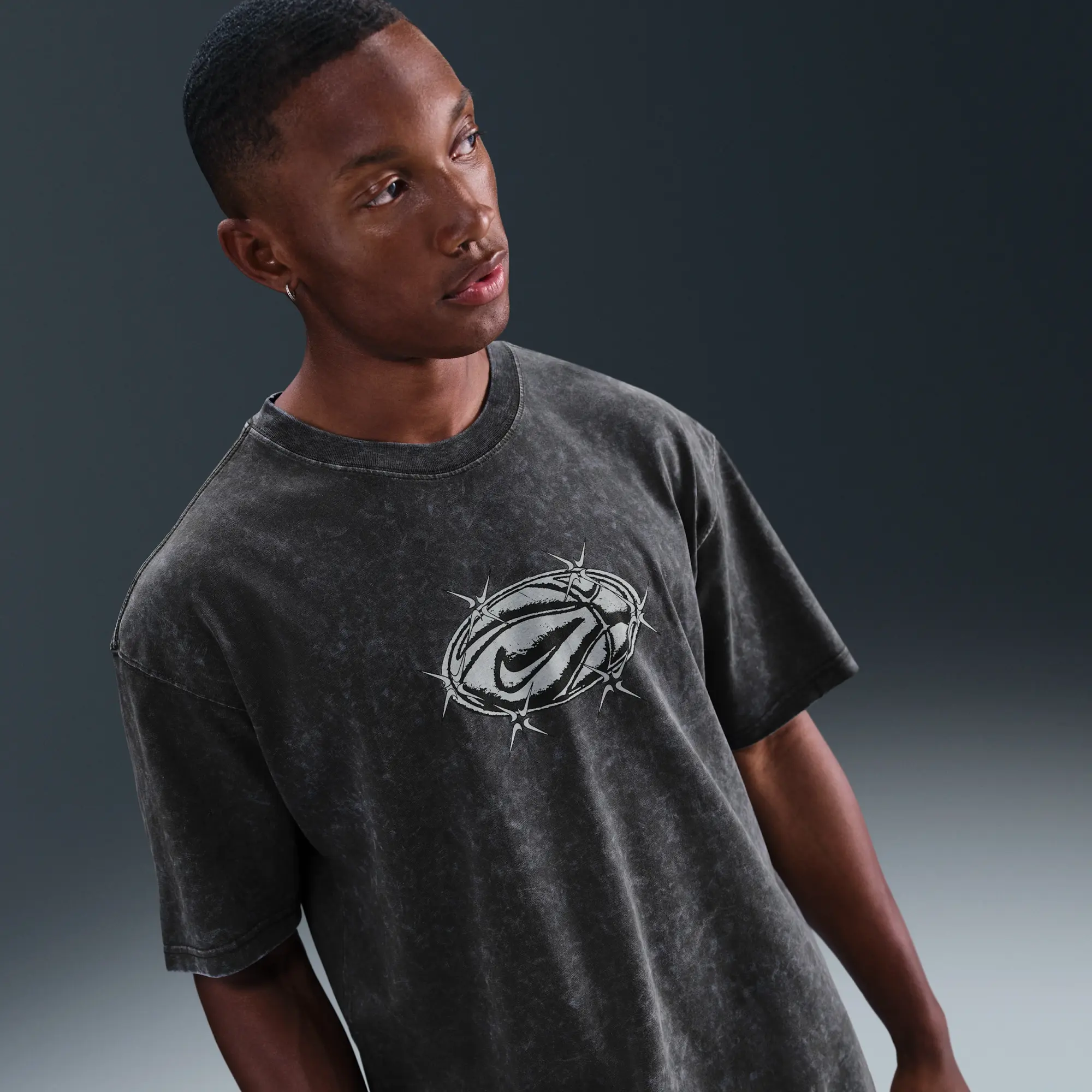 Nike Men's Max90 T-Shirt - Grey