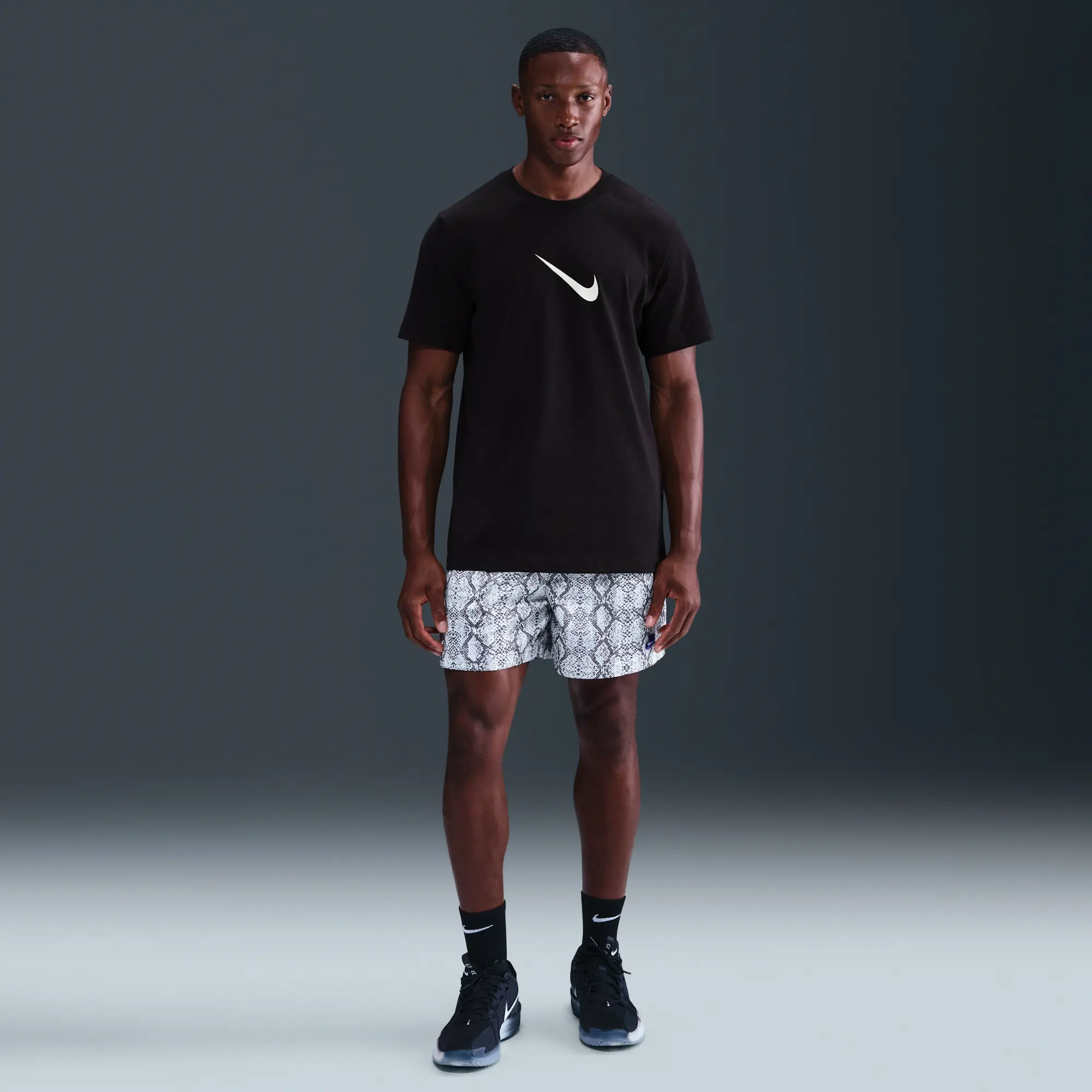 Nike Giannis Men's T-Shirt - Black