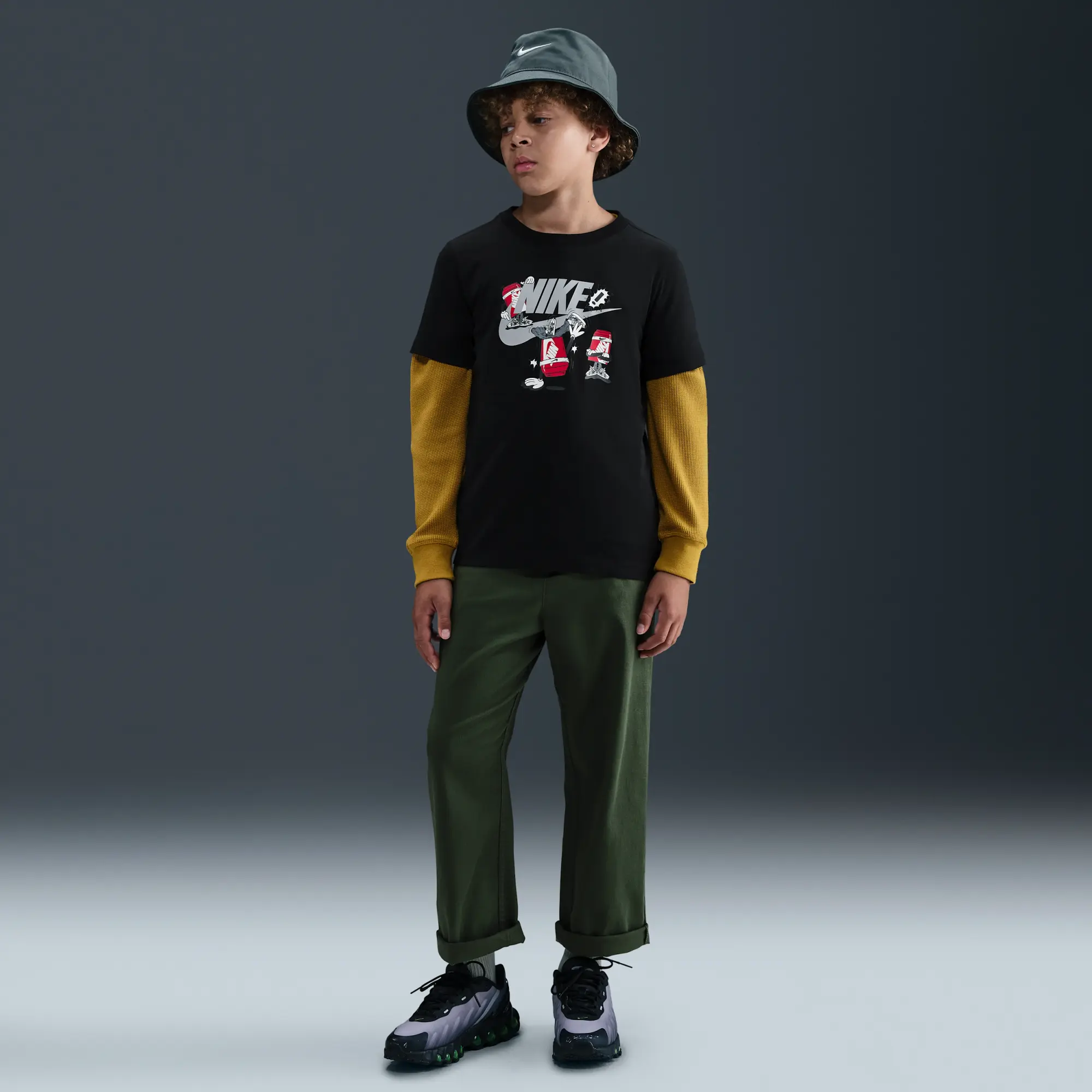 Nike Sportswear Older Kids' T-Shirt - Black