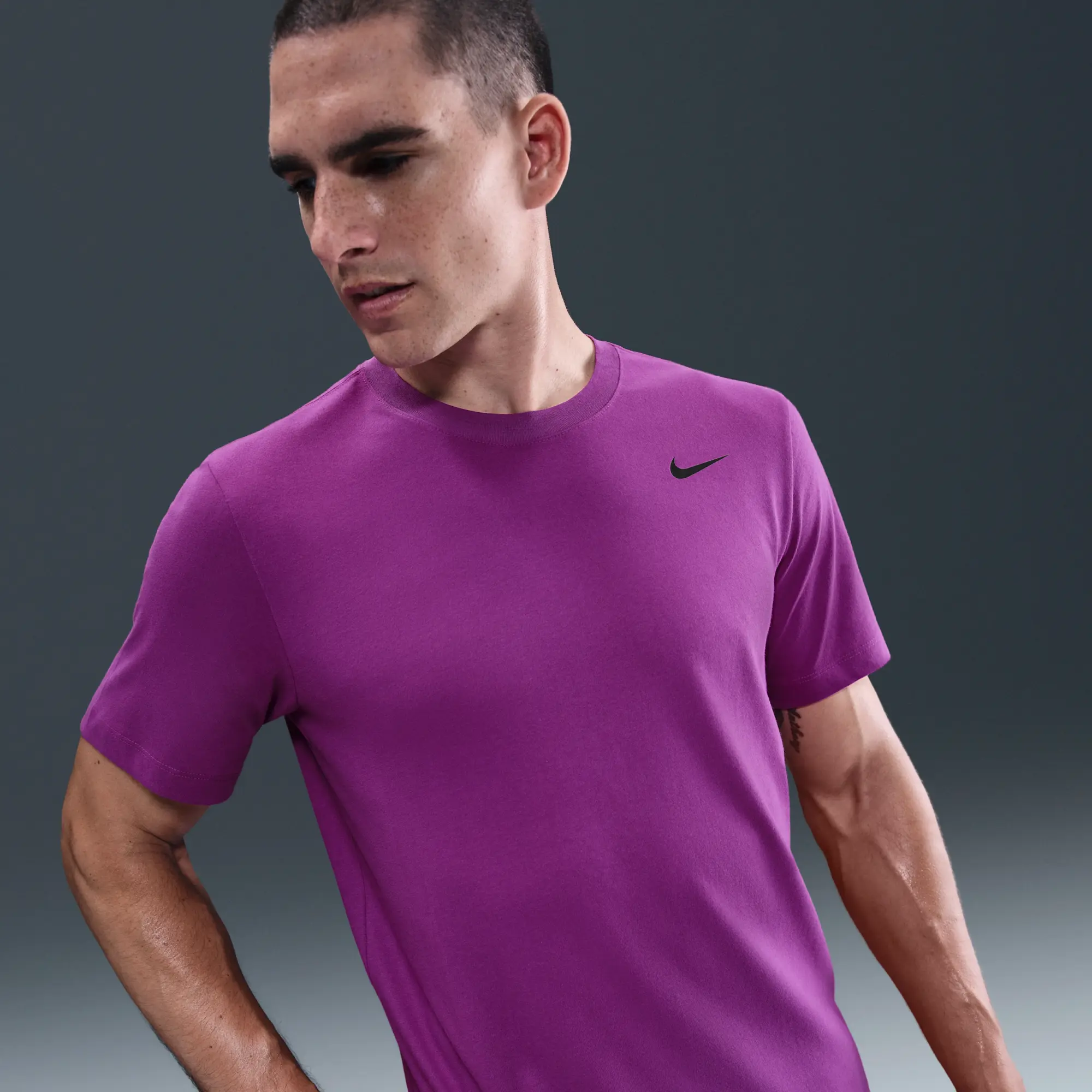 Nike Dri-FIT Men's Fitness T-Shirt - Purple