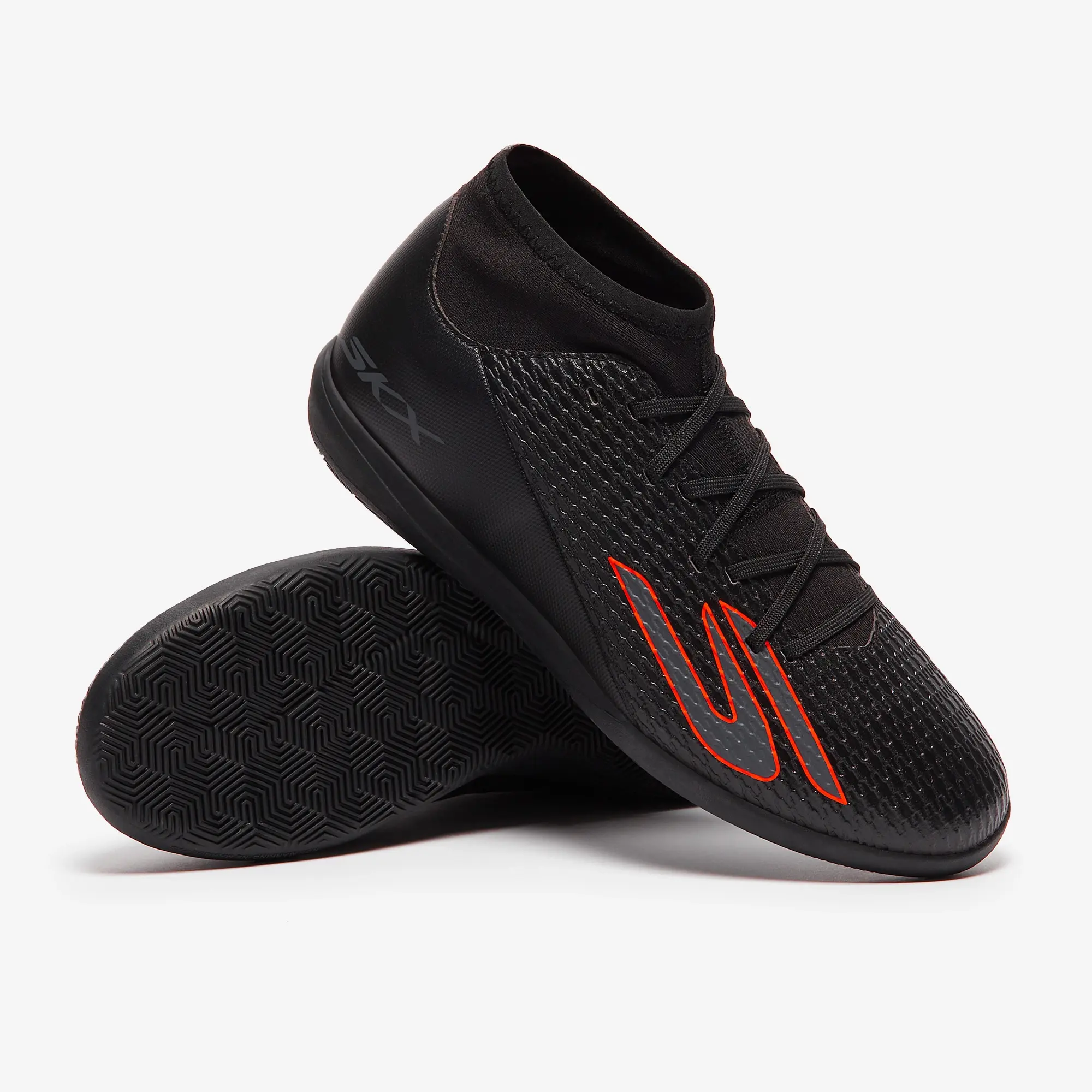 Skechers SKX_2 Jr High Youth IC Sneaker in Black/Orange