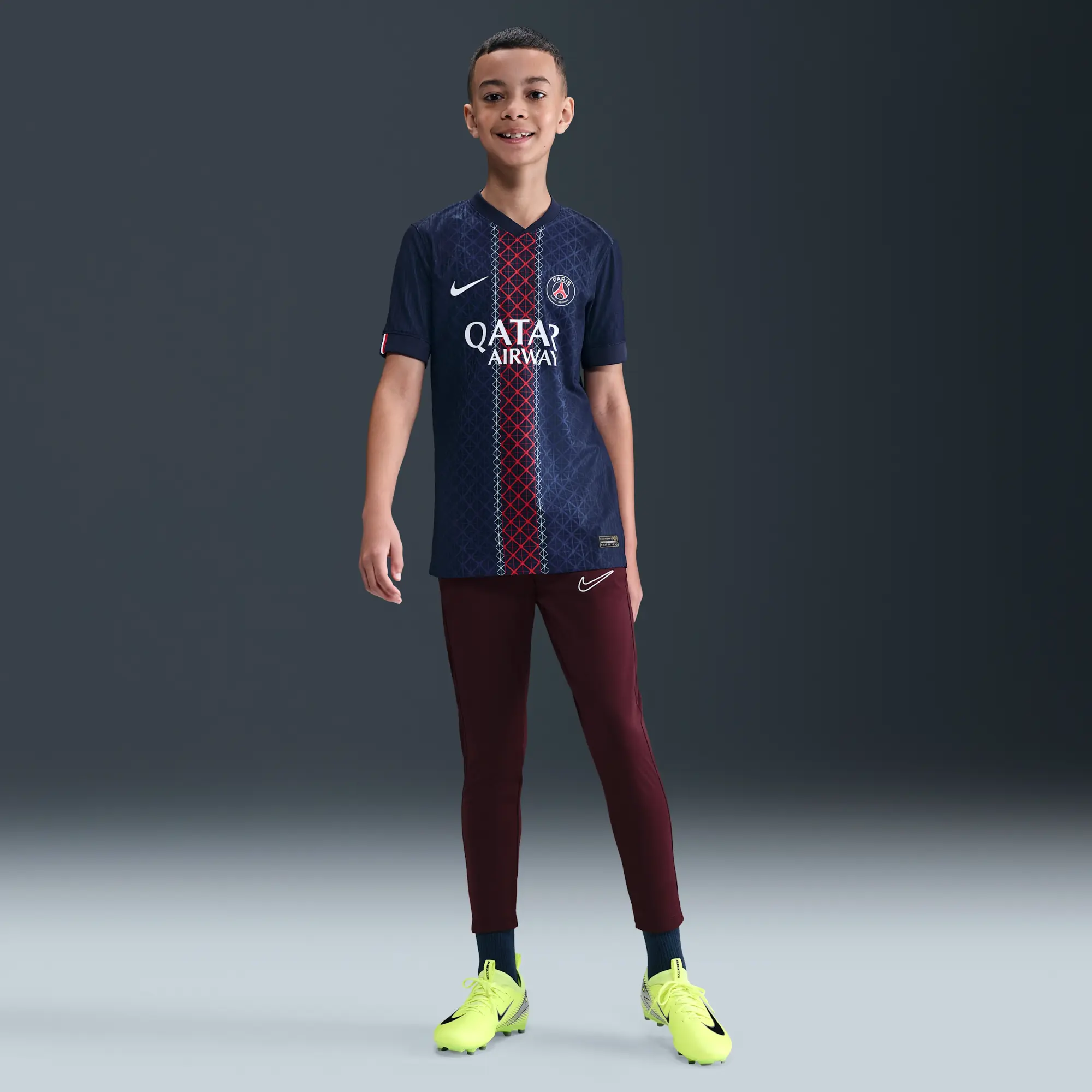 Paris Saint-Germain 2025/26 Match Home Older Kids' Nike Dri-FIT ADV Football Authentic Shirt - Blue - Polyester