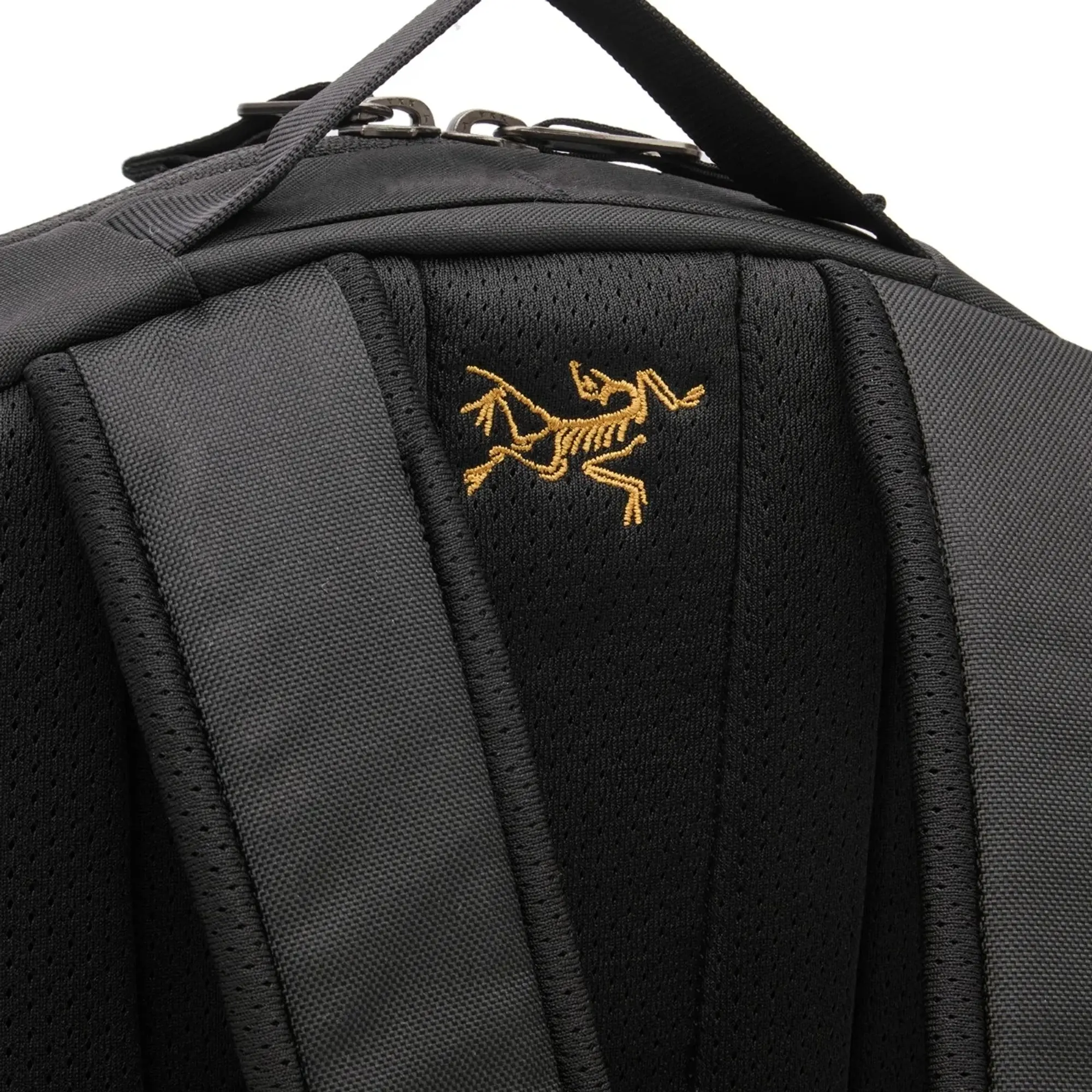 Arc'teryx Men's Mantis 16 Backpack Black