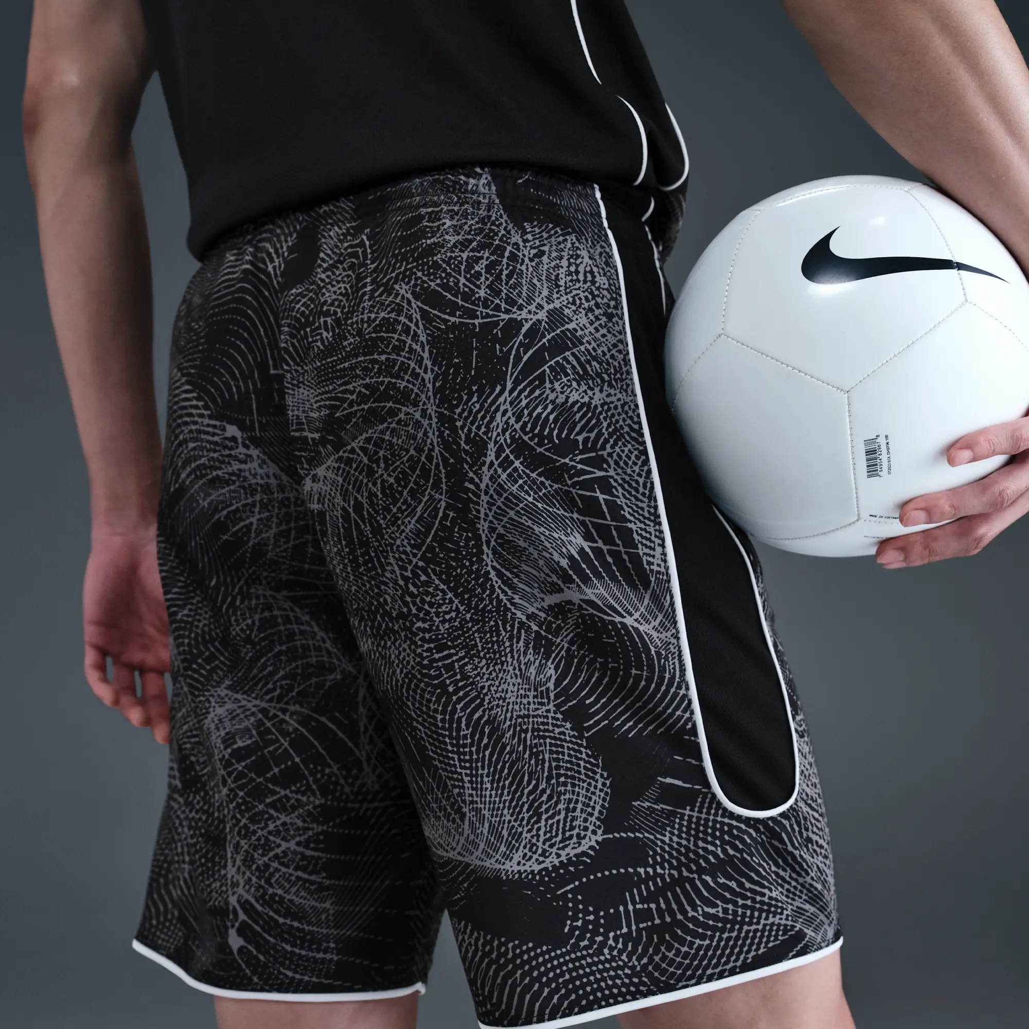 Nike Academy+ Men's Dri-FIT Football Shorts - Grey - Polyester