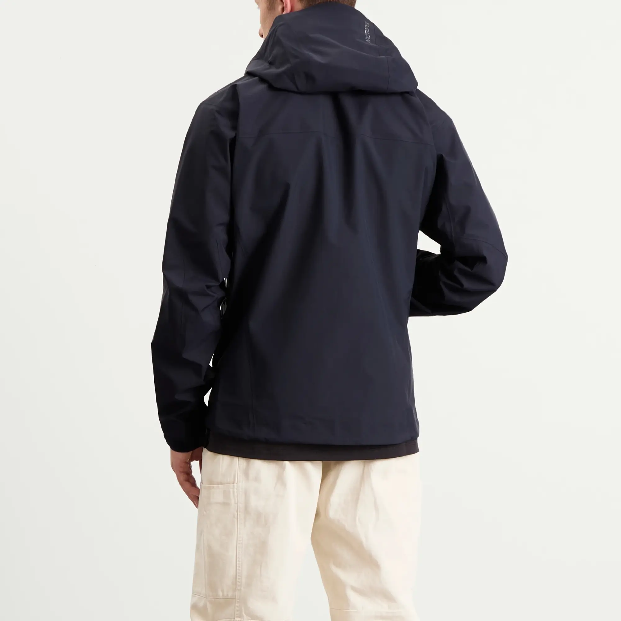 Arc'teryx Men's Beta AR Gore-Tex Jacket Black Sapphire