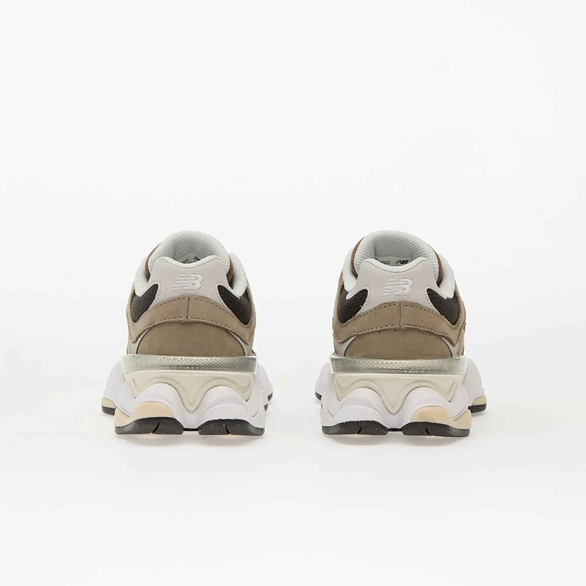 Sneakers New Balance 9060 Arid Stone Eur 44