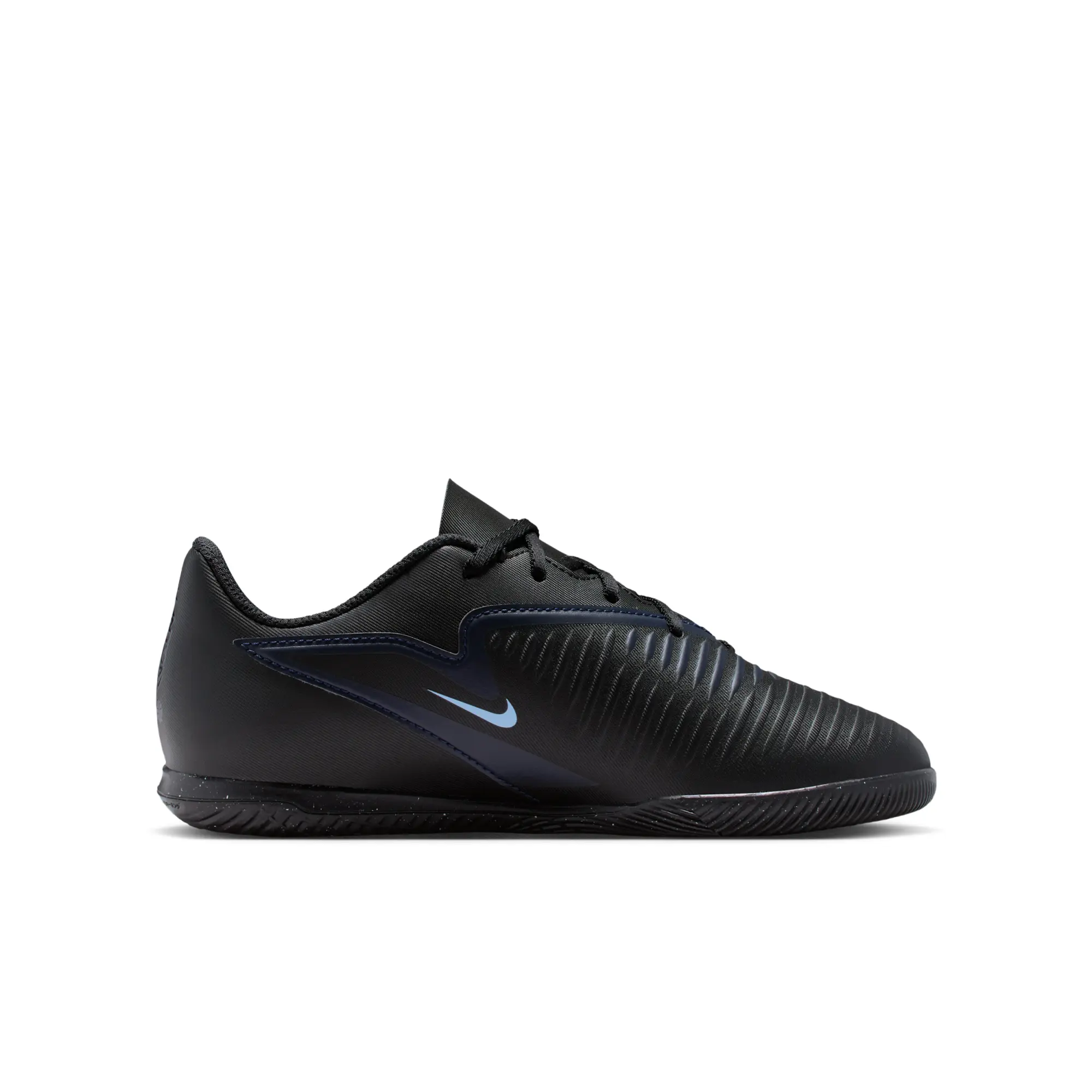 Nike Jr. Phantom 6 Low Club Older Kids' Indoor Court Football Shoes - Black