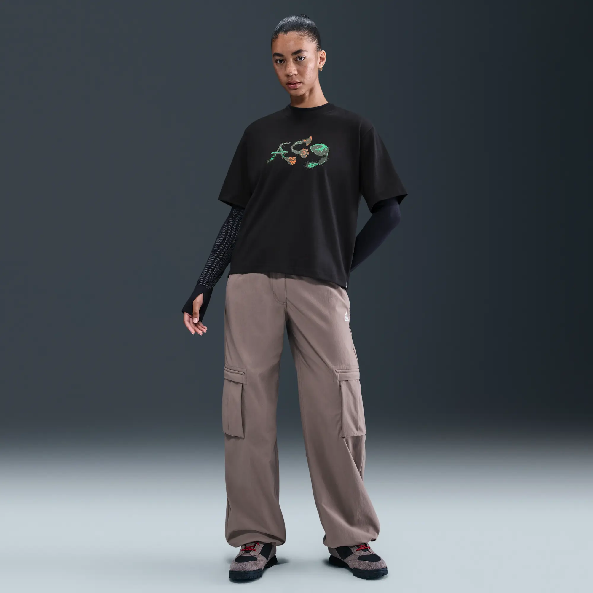 Nike ACG Women's Short-Sleeve T-Shirt - Black - Sustainable Materials
